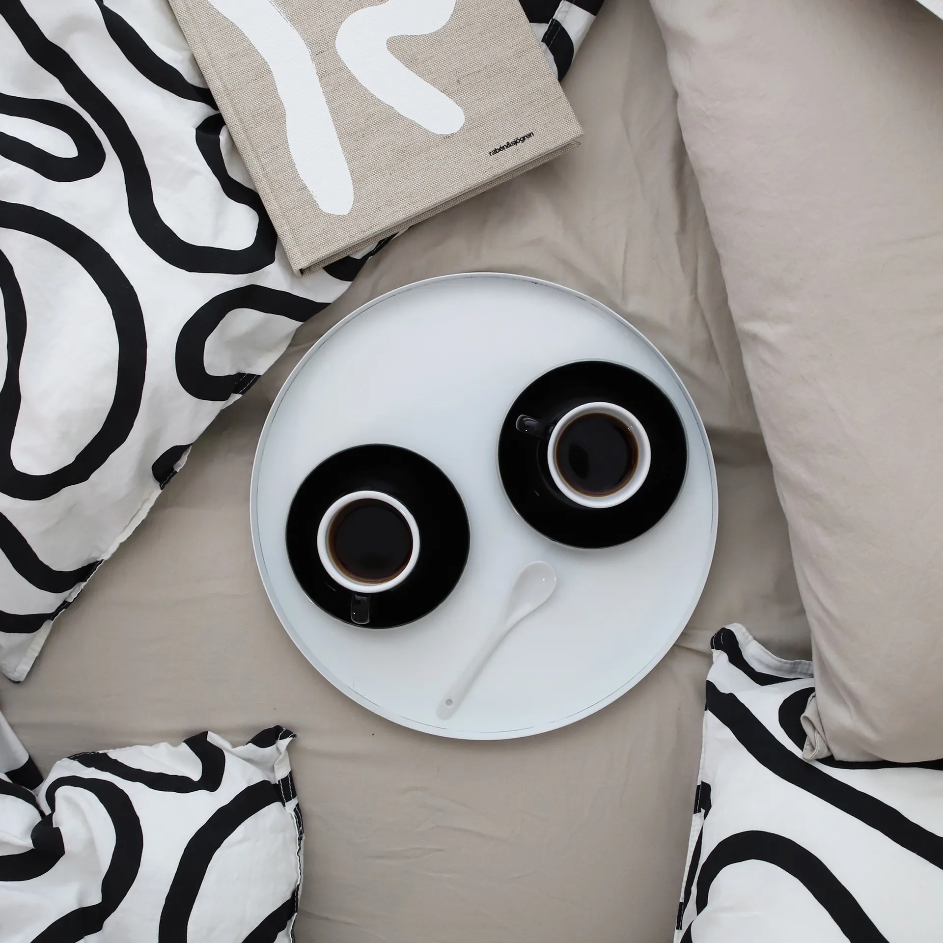 Cooee dienblad 30 cm. rond, white (wit) Cooee Design