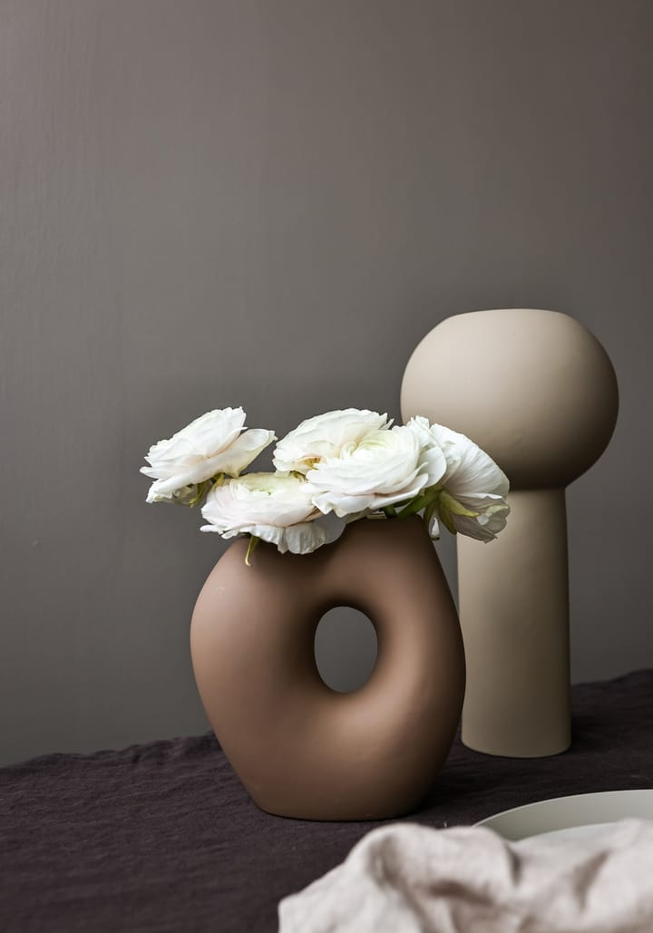 Frodig vaas 20 cm, Hazelnut Cooee Design