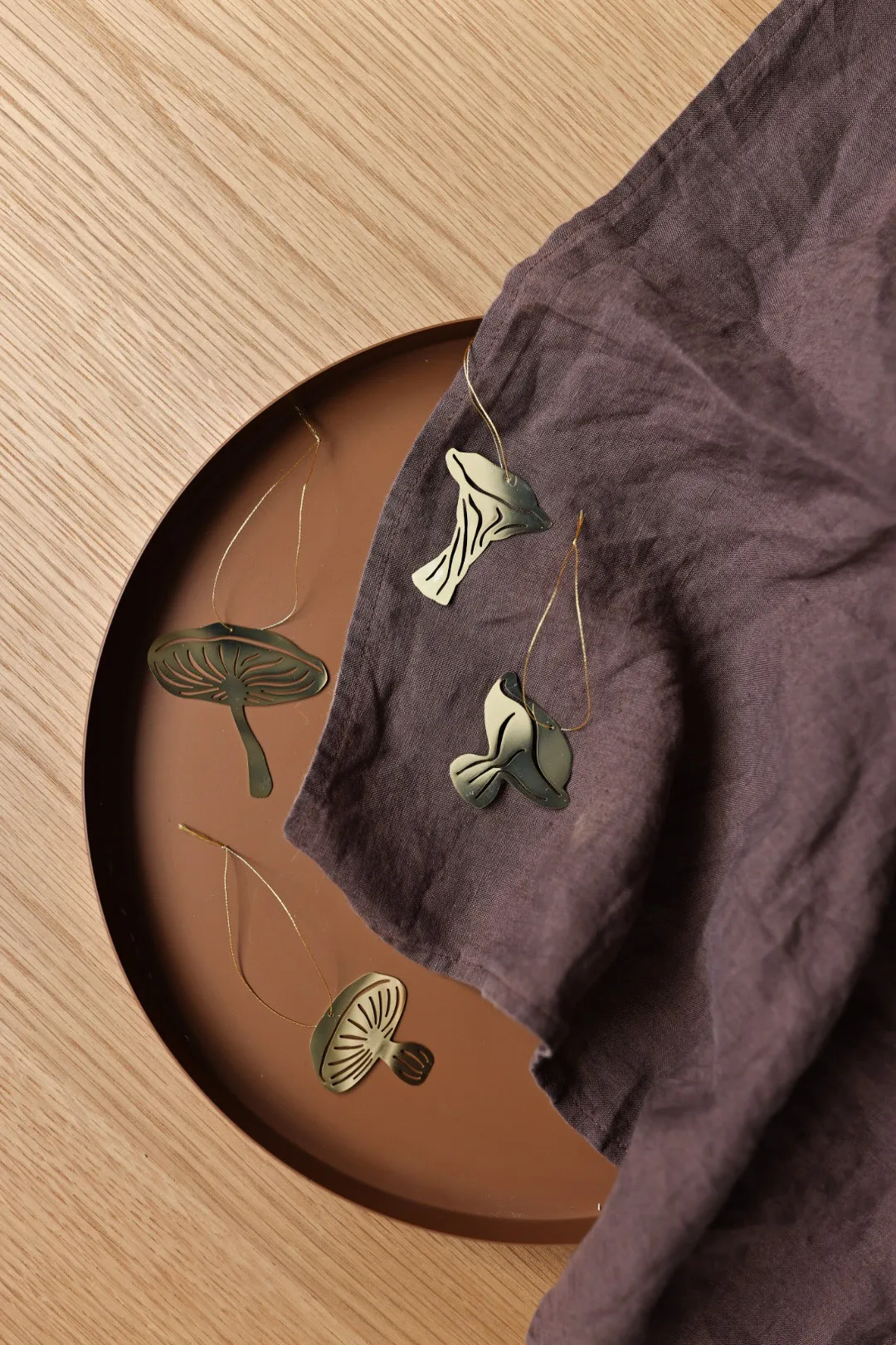 Fungi decoratiehanger 4-delig, Brass Cooee Design