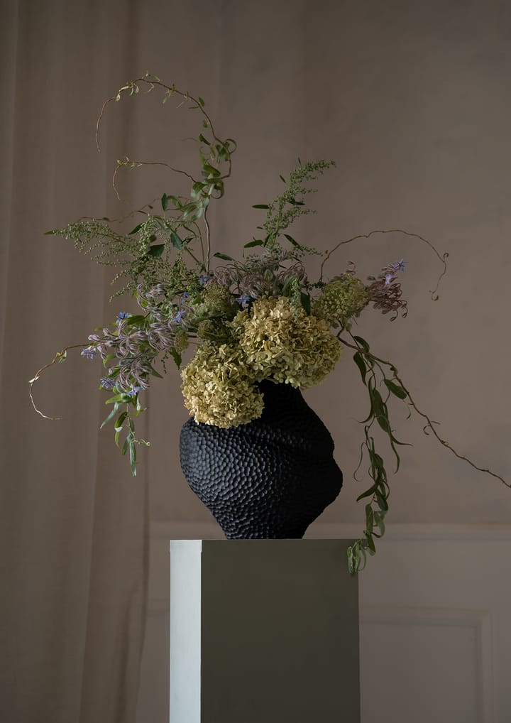 Isla breed was 32 cm, Zwart Cooee Design