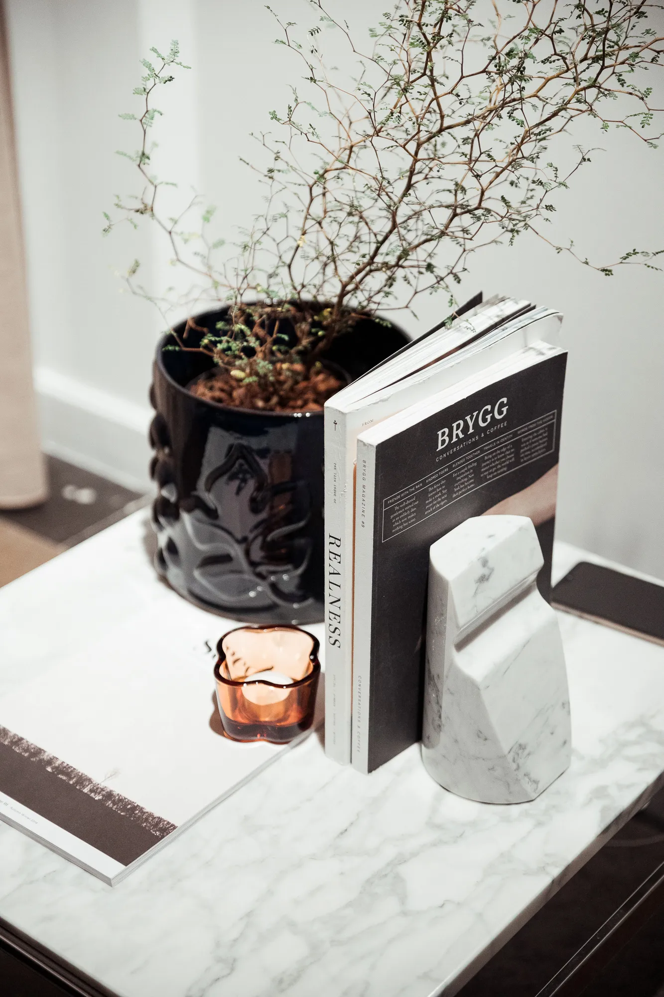 Shoulder boekensteun, Wit Cooee Design