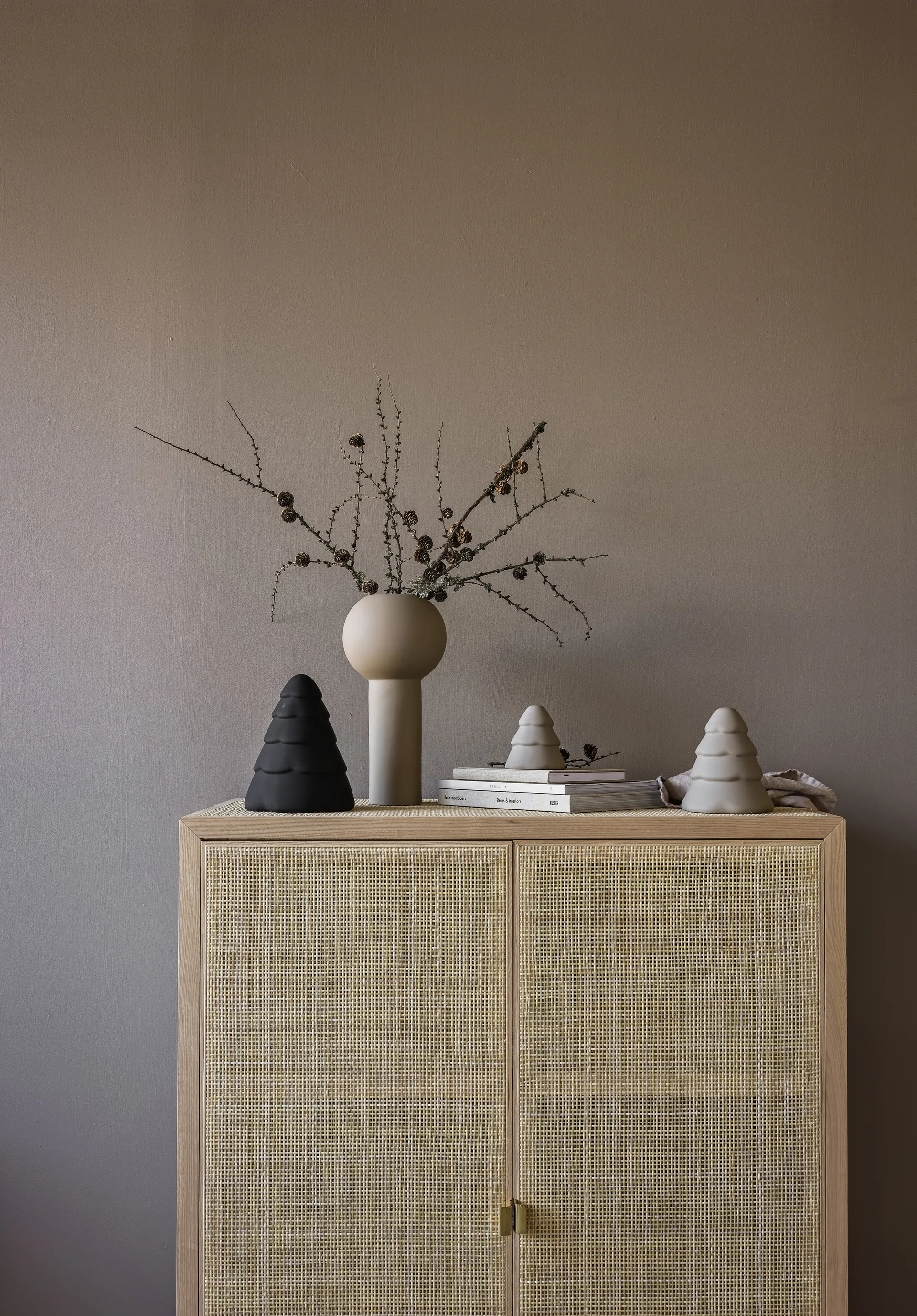 Snowy kerstboom 20 cm, Black Cooee Design