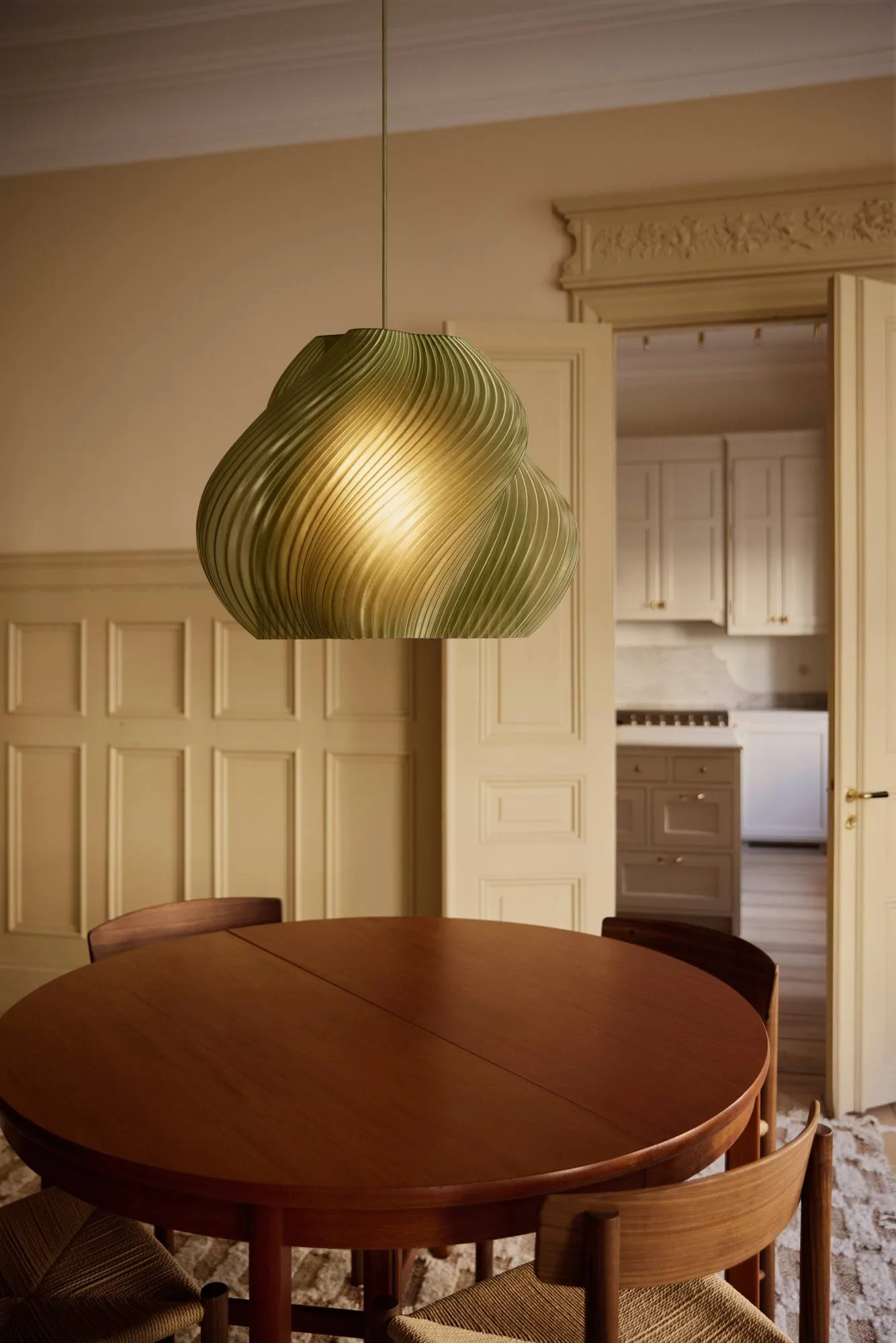 Soft Serve hanglamp, Olive-chroom, Mega, 60 cm Crème Atelier