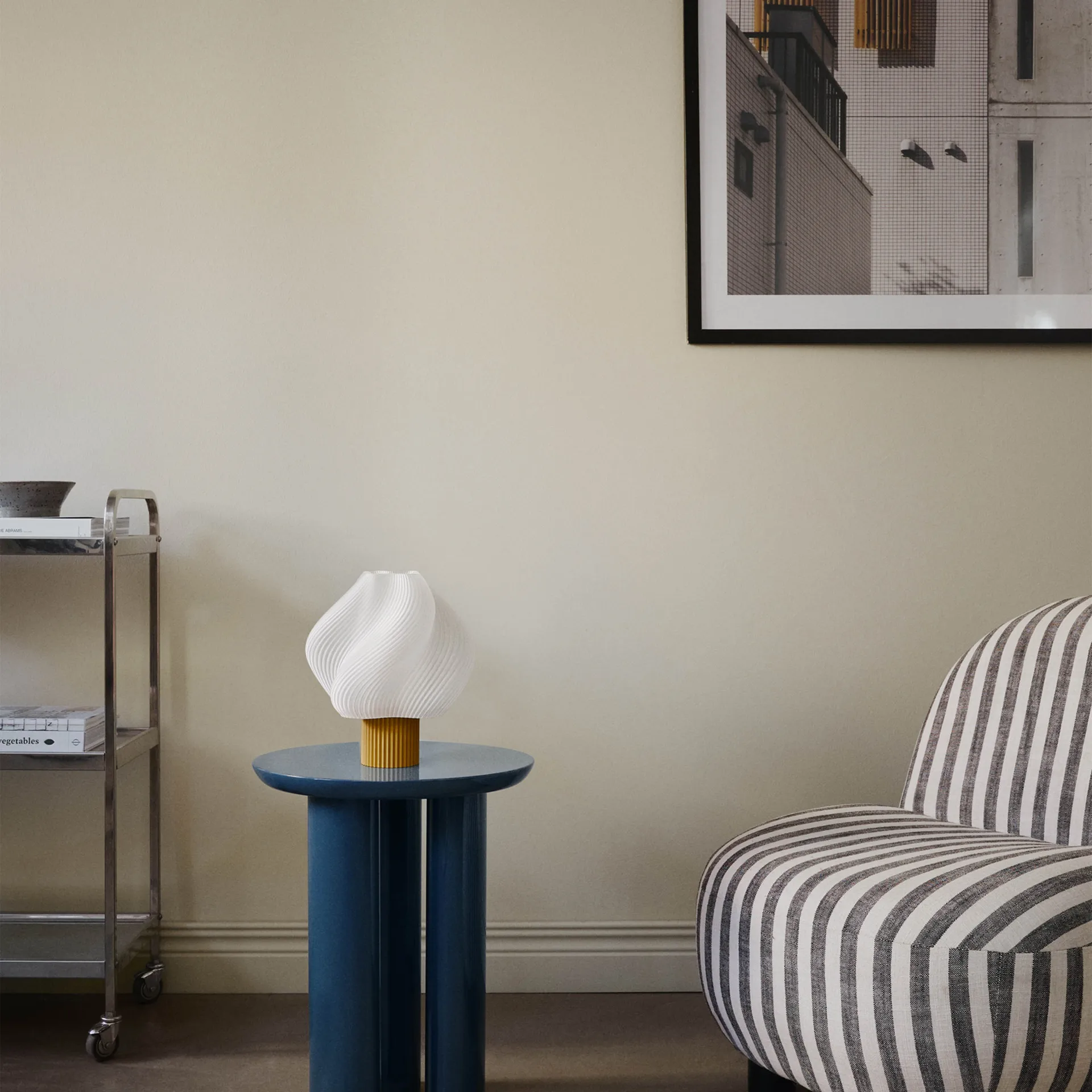 Soft Serve tafellamp, Cloudberry, Regular, 26 cm Crème Atelier