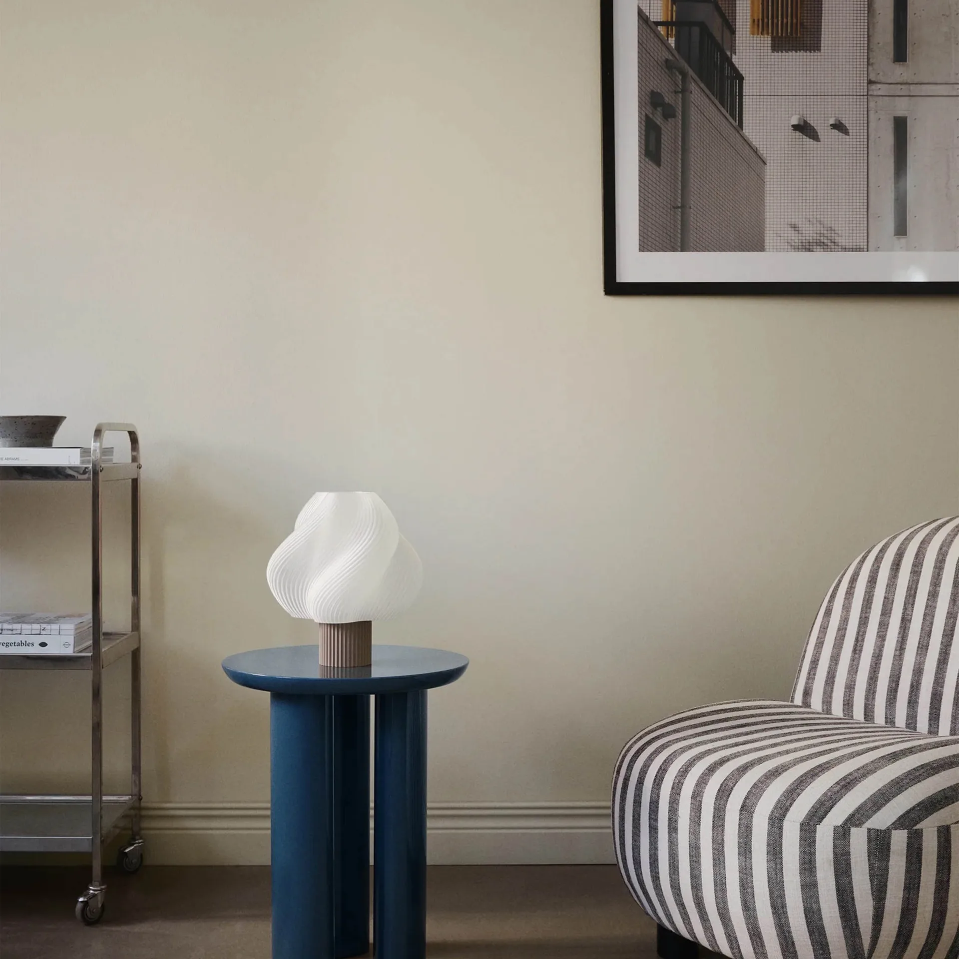 Soft Serve tafellamp, Mocha, Regular, 26 cm Crème Atelier