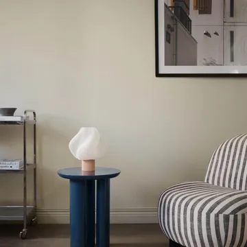 Soft Serve tafellamp - Wild strawberry, Regular, 26 cm - Crème Atelier