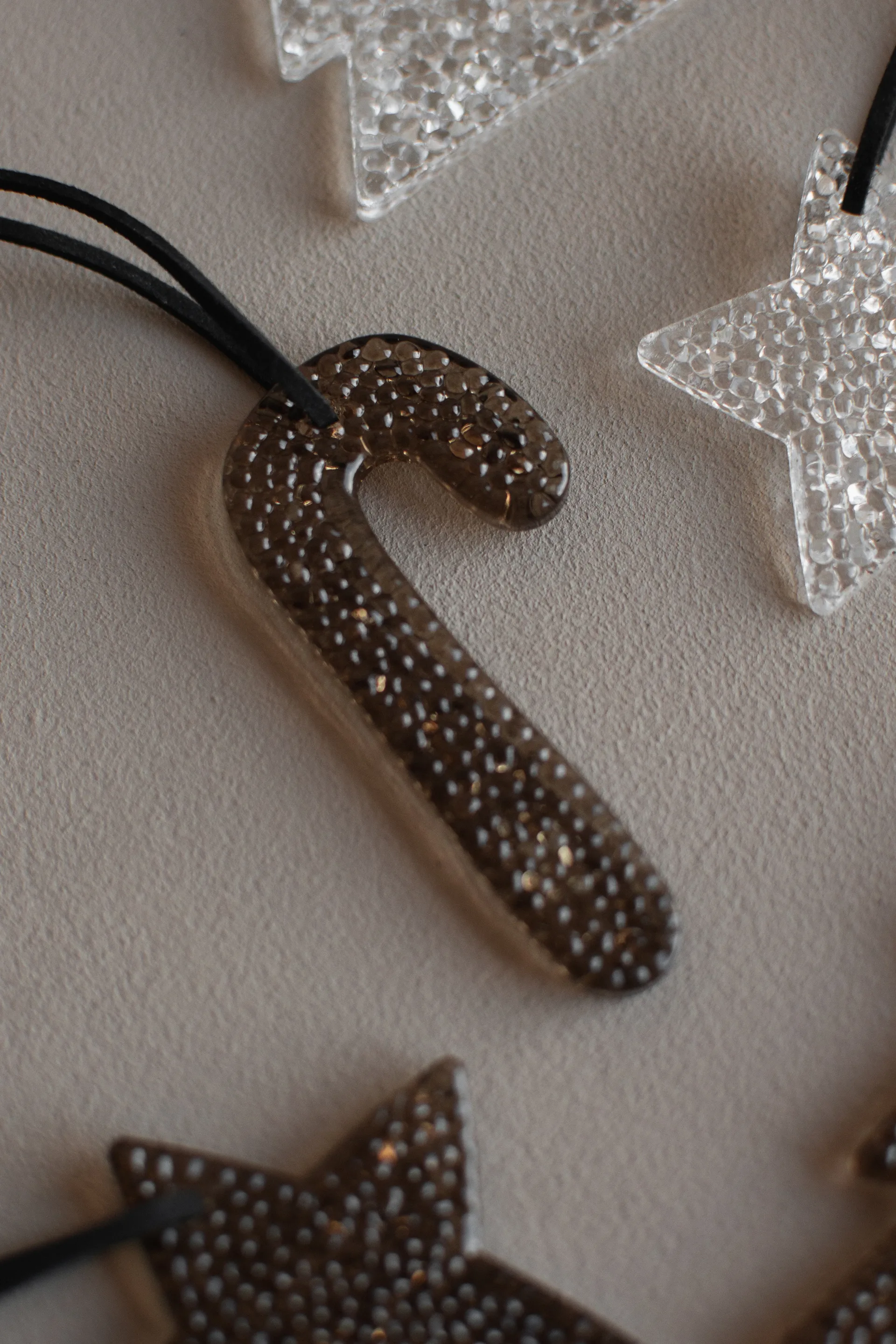 Airy hanging candy cane decoratiehanger, Brown DBKD