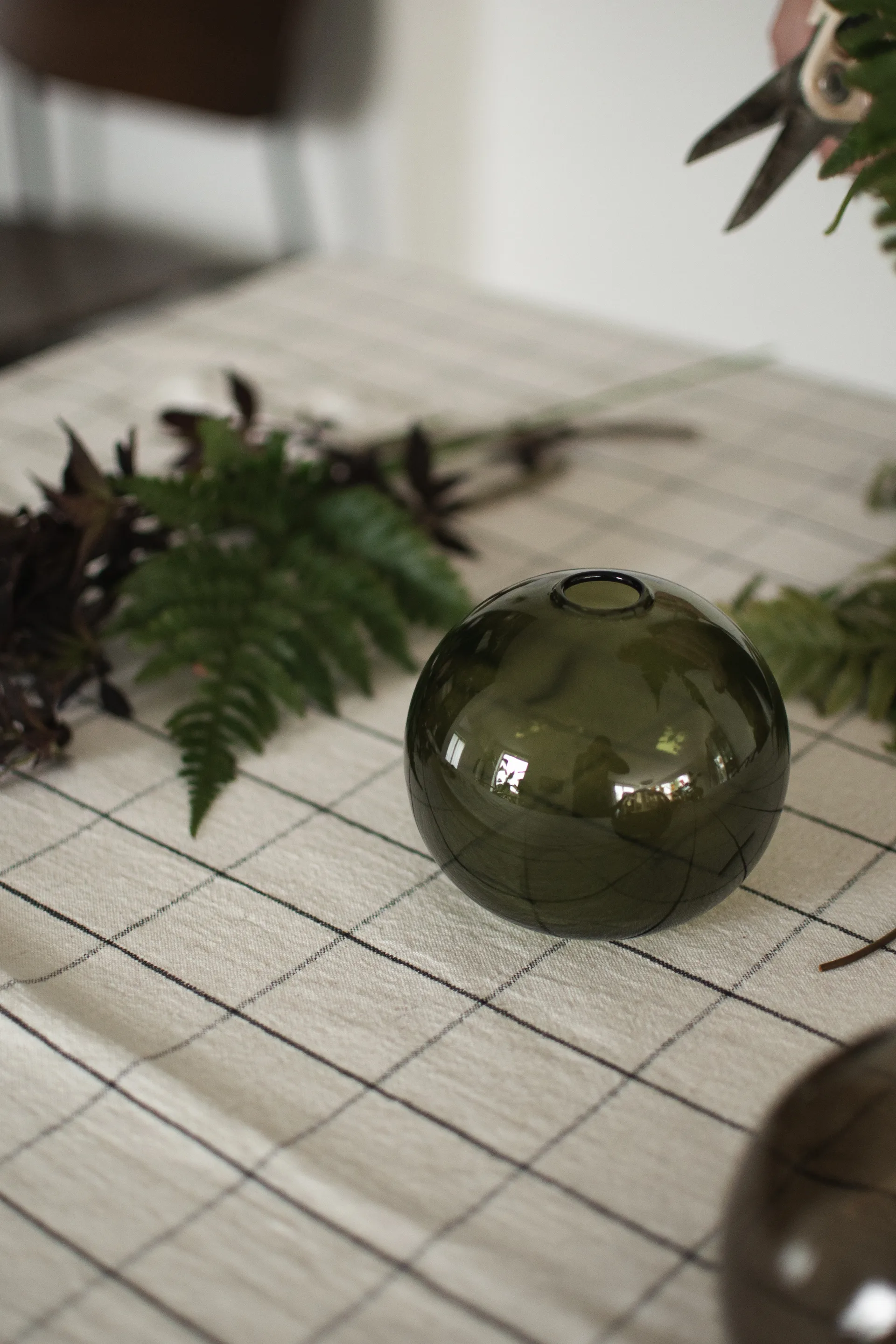 Ball vaas Ø10 cm, Groen DBKD