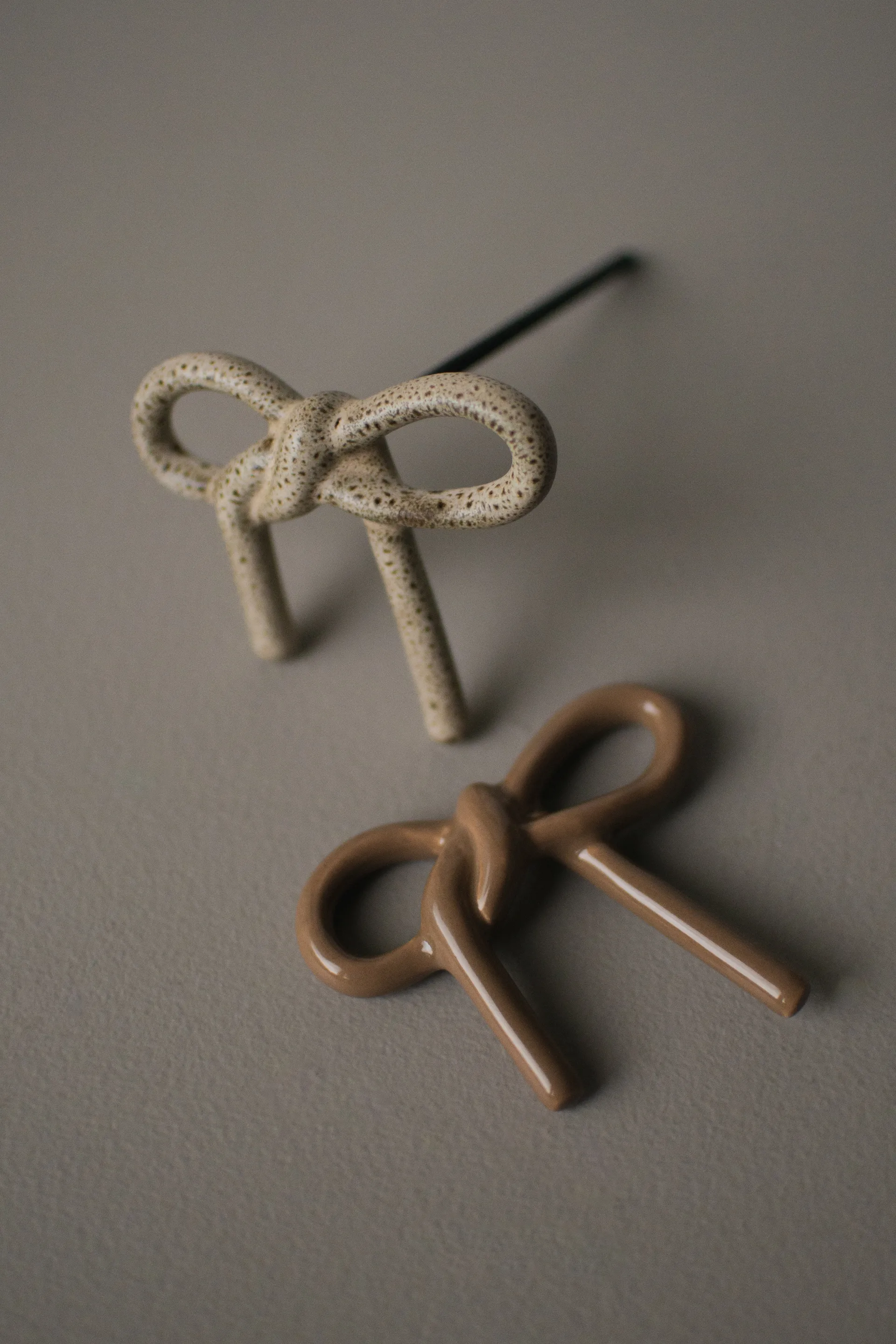 Bow bloemdecoratie, Beige DBKD