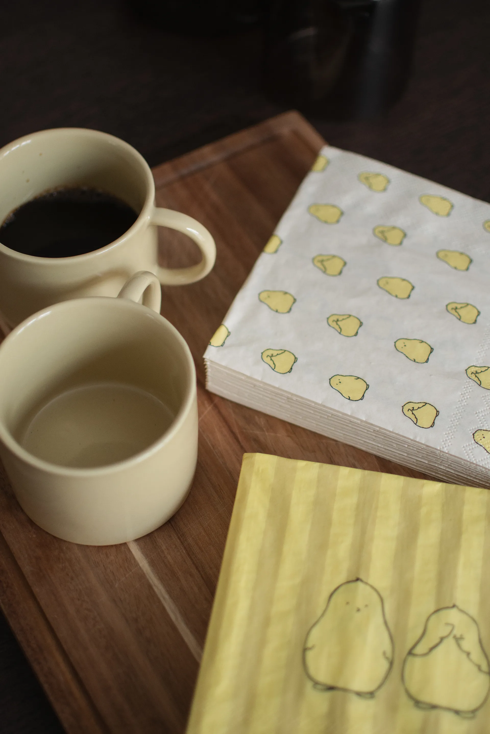 Chubby chicken papieren servet 20-pack, Yellow, 33x33 cm DBKD