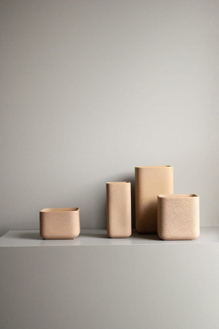 Cube pot small Ø13 cm, Sand DBKD
