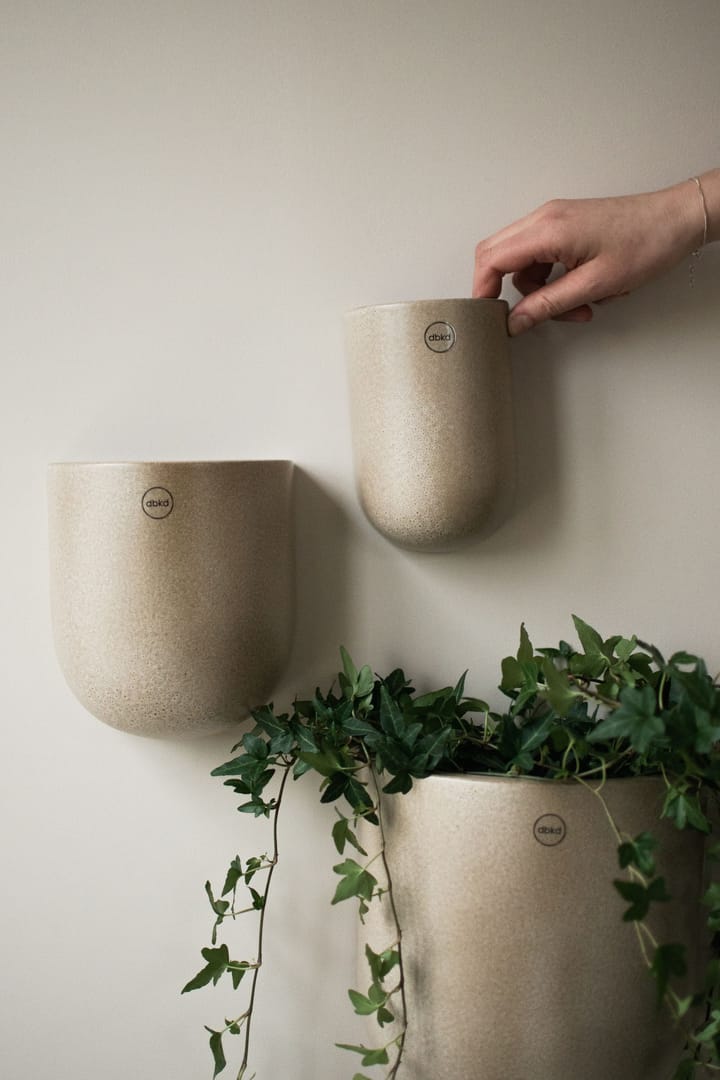 Cut wandpot beige, Large 17 cm DBKD