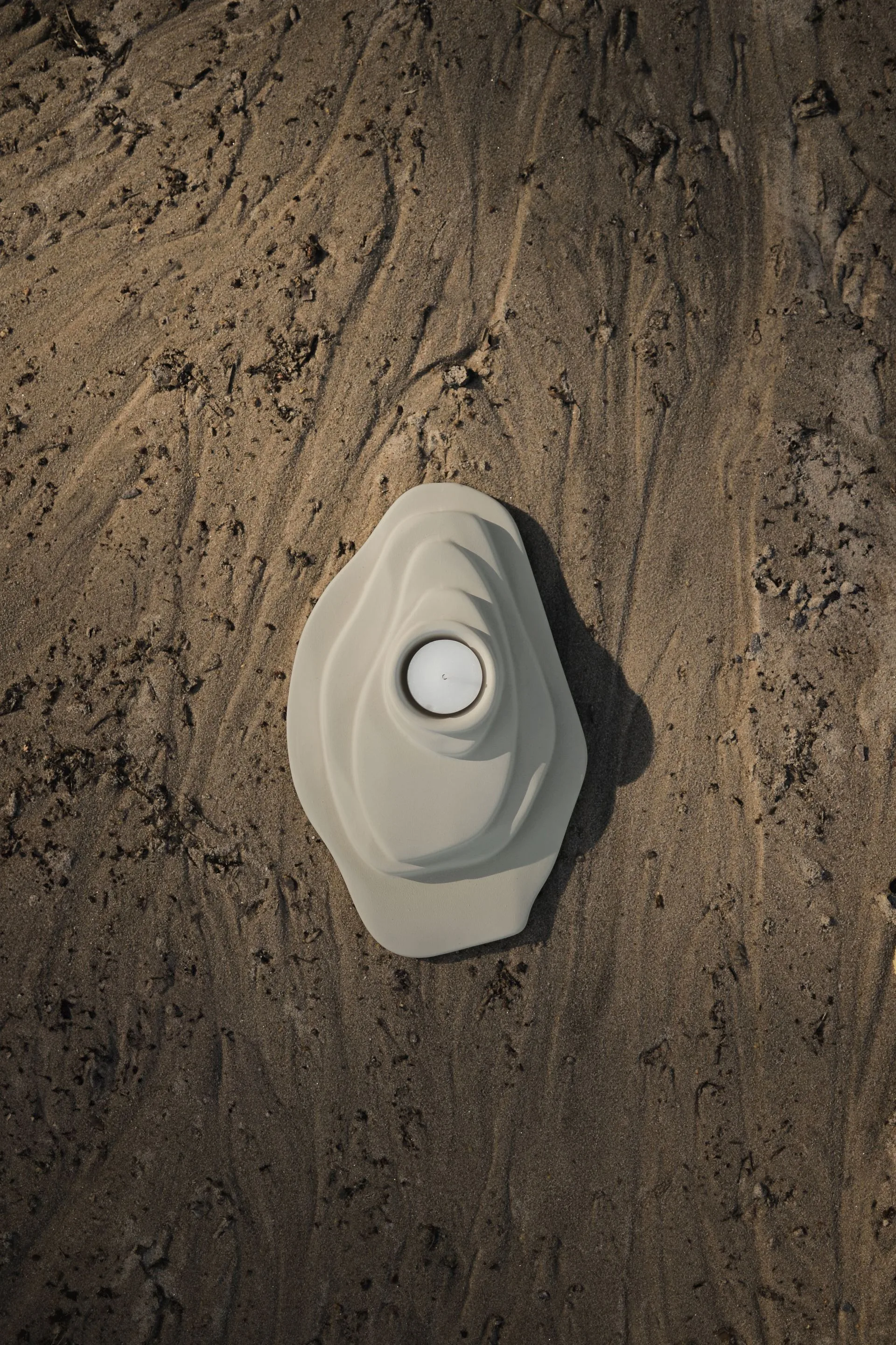 Dune theelichthouder, Sandy creme DBKD