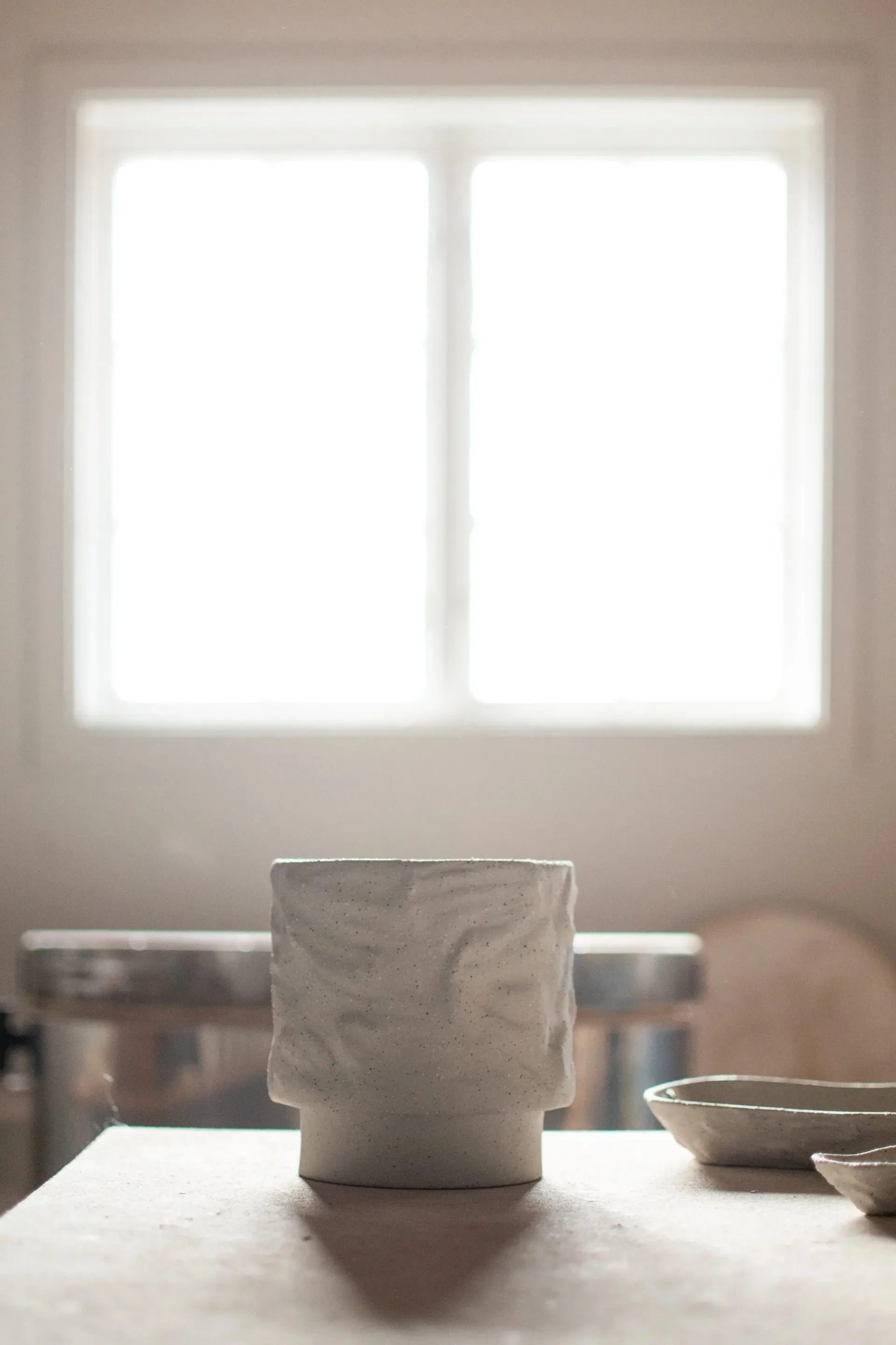 Flow bloempot Ø15 cm, Zand DBKD