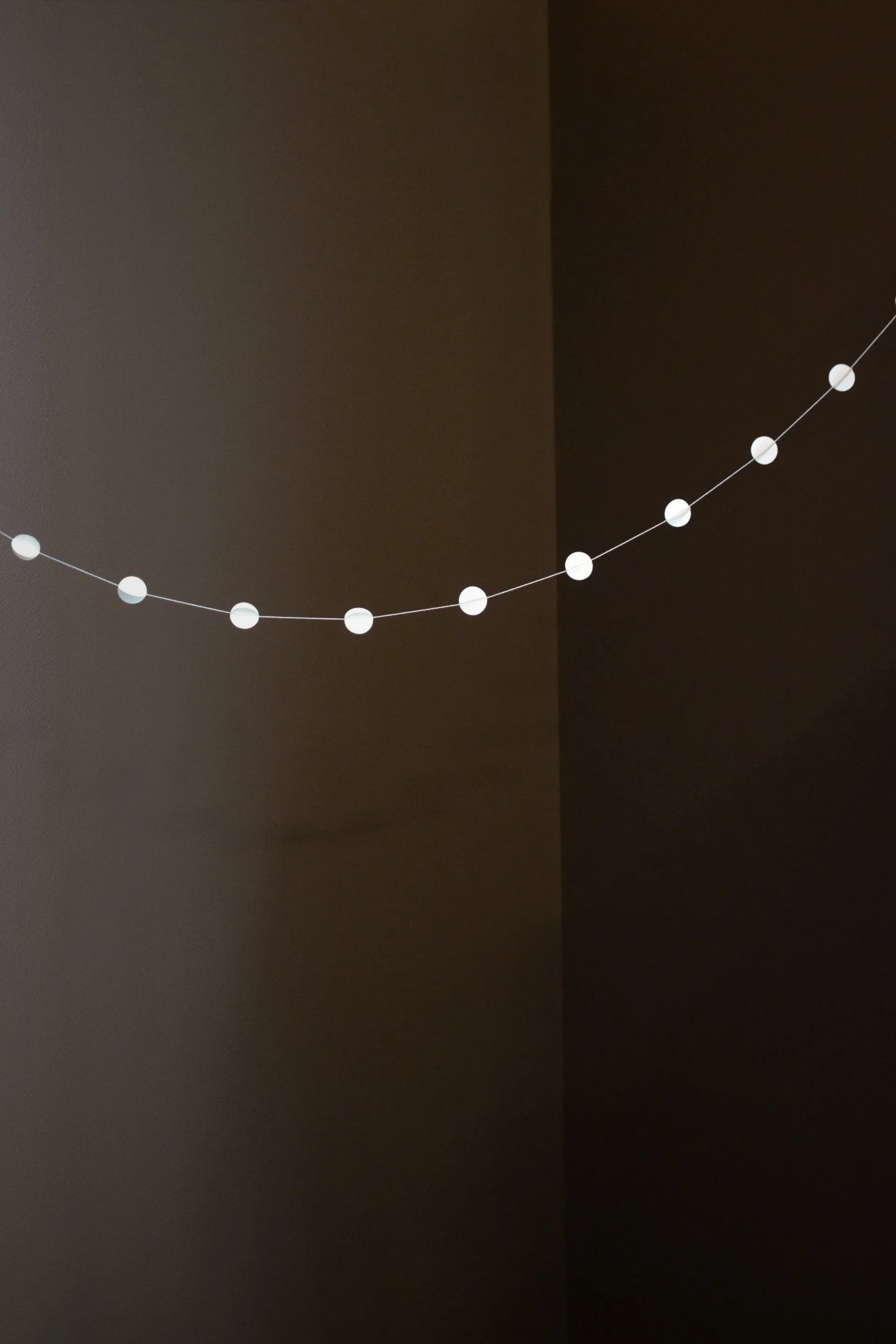 Garland slinger cirkel, White DBKD