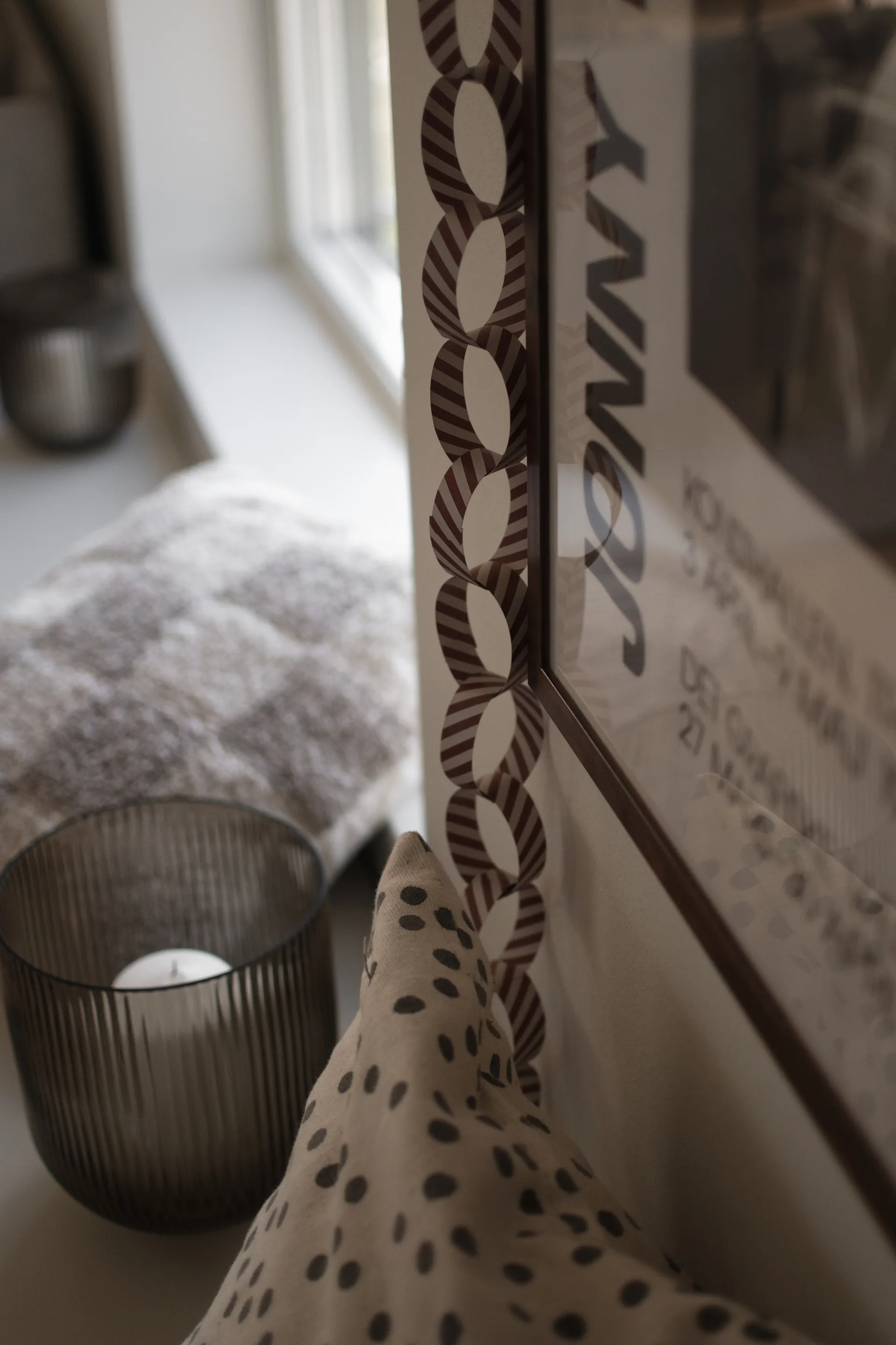 Garland slinger gestreept, Red-white DBKD