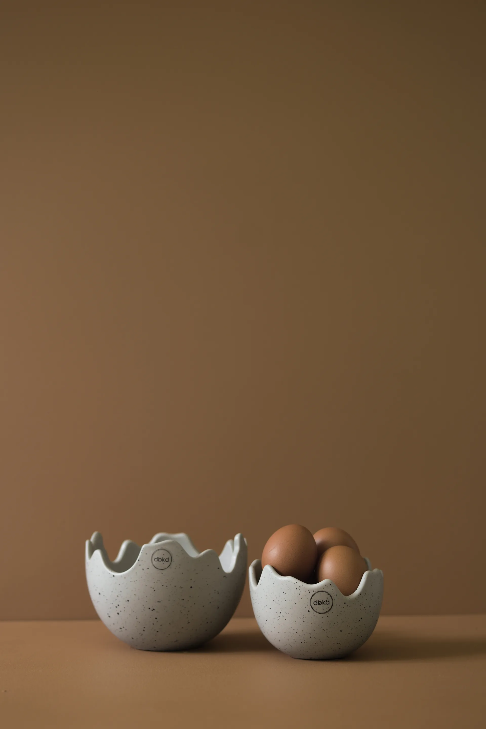 Happy Easter kom eierschaal small, Mole dot DBKD