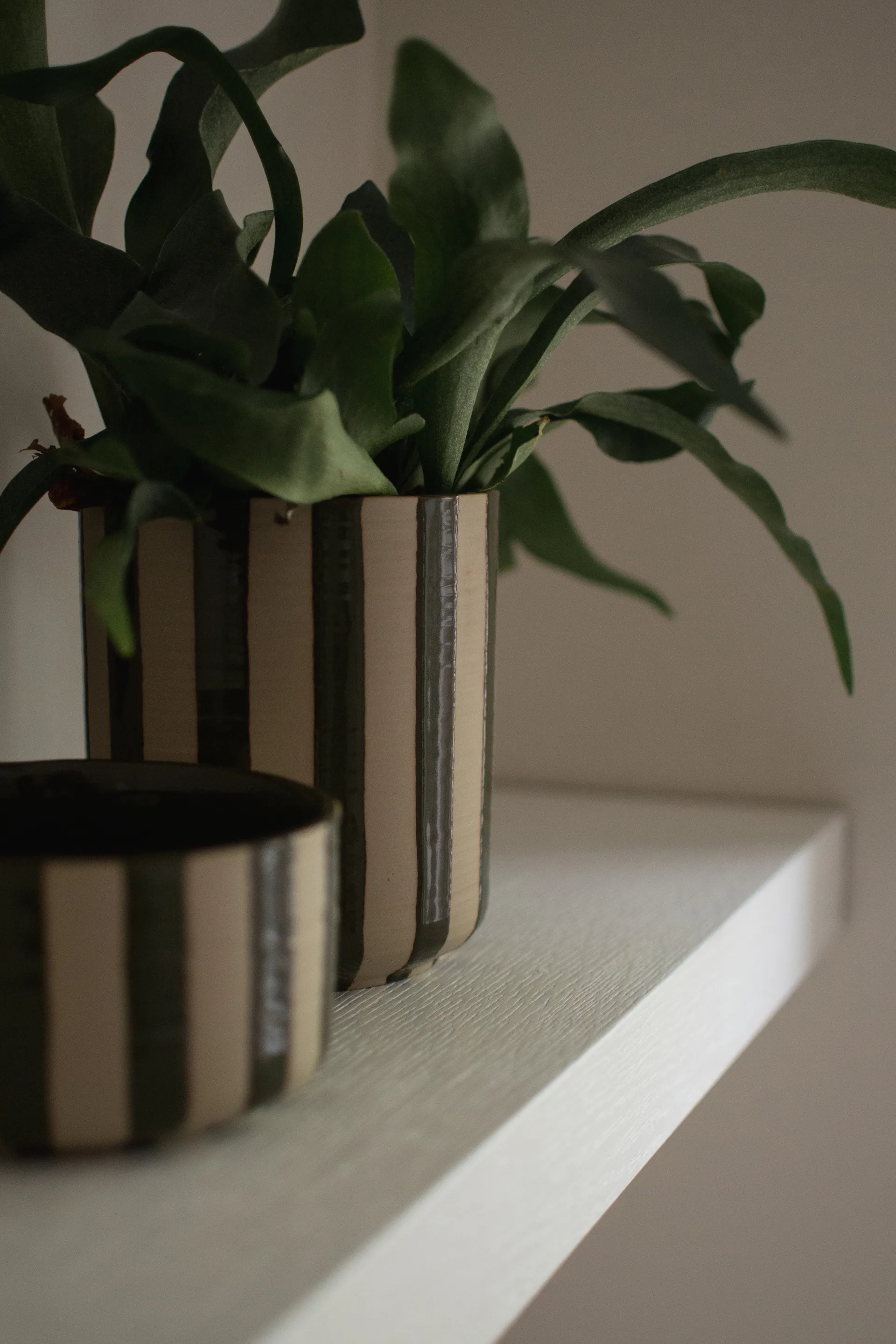 Line pot Ø14x16 cm, Stripe Green DBKD