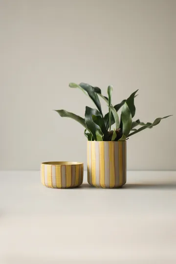 Line pot Ø14x16 cm - Yellow - DBKD