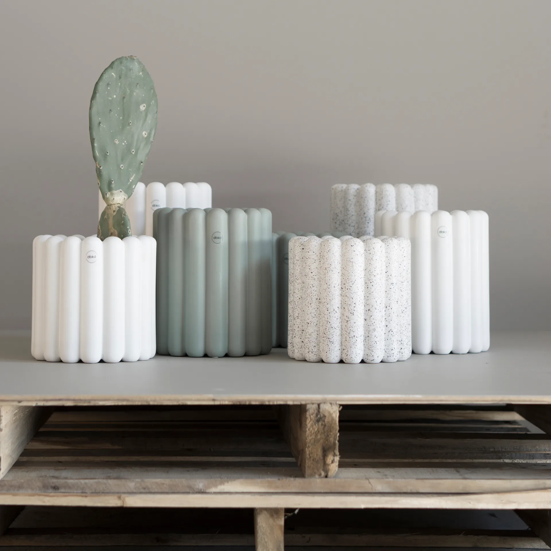 Mist pot large Ø19x27 cm, White DBKD