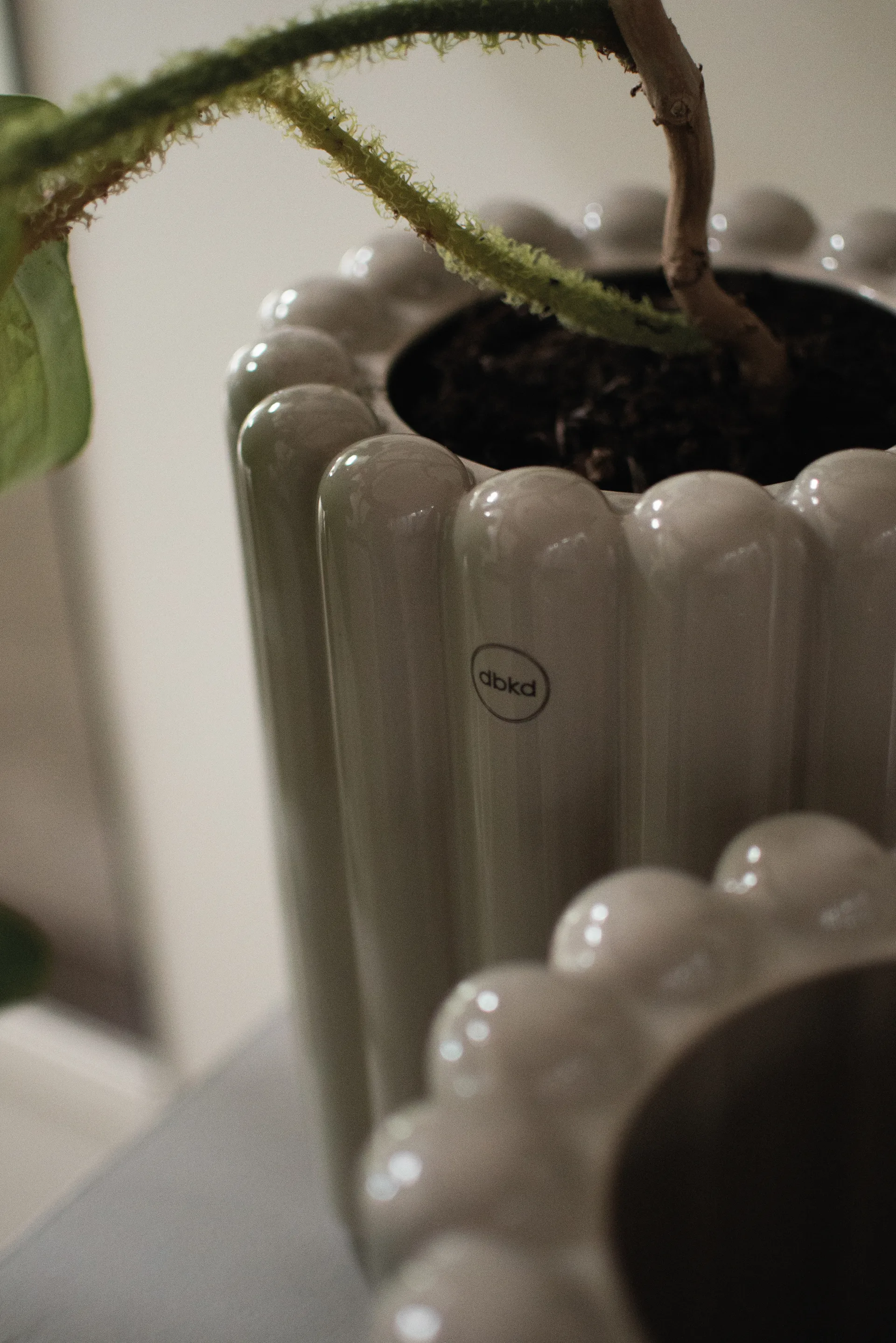 Mist pot medium Ø19x23 cm, Glanzende mol DBKD