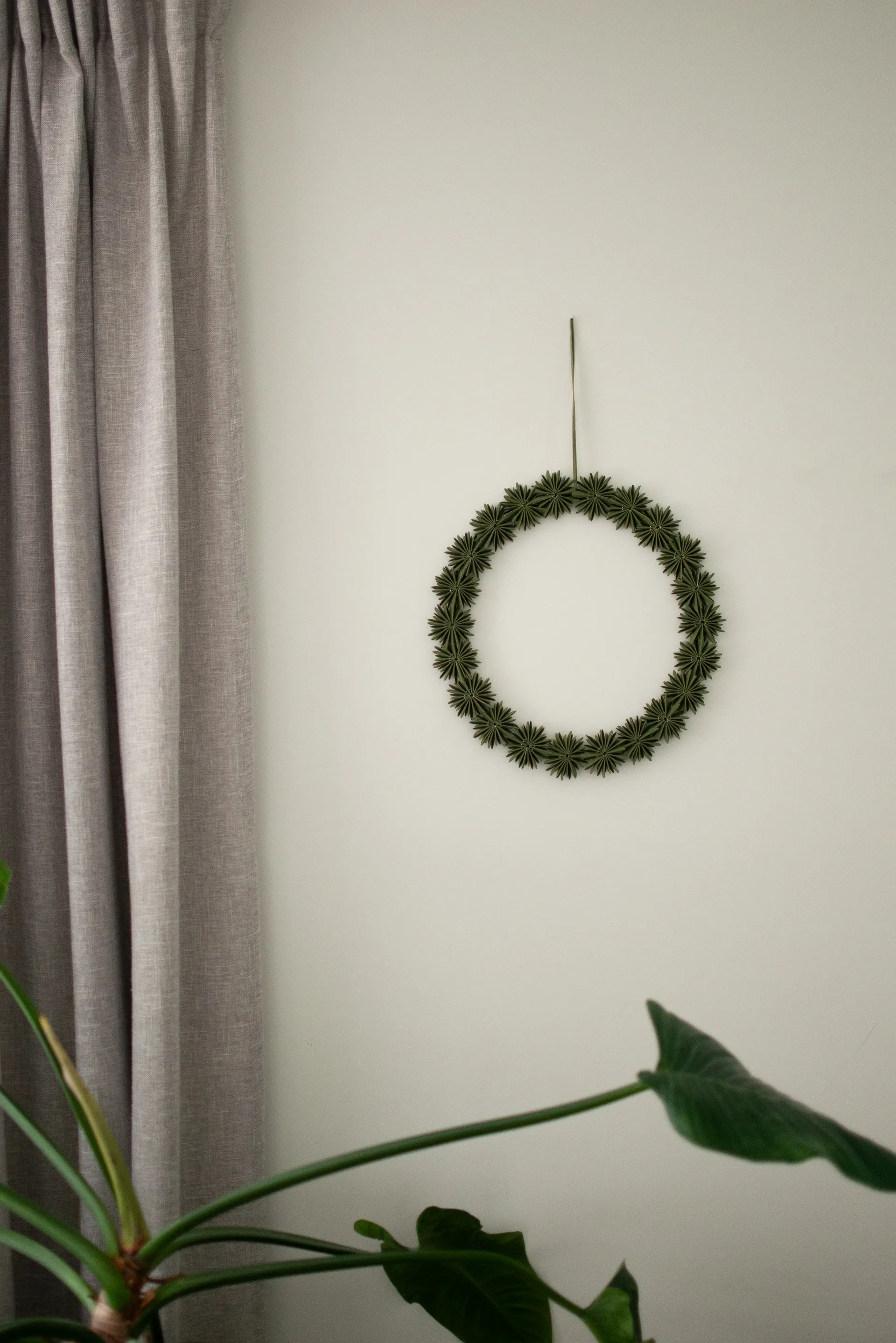 Papieren vlok krans decoratiekrans Ø35 cm, Groen DBKD