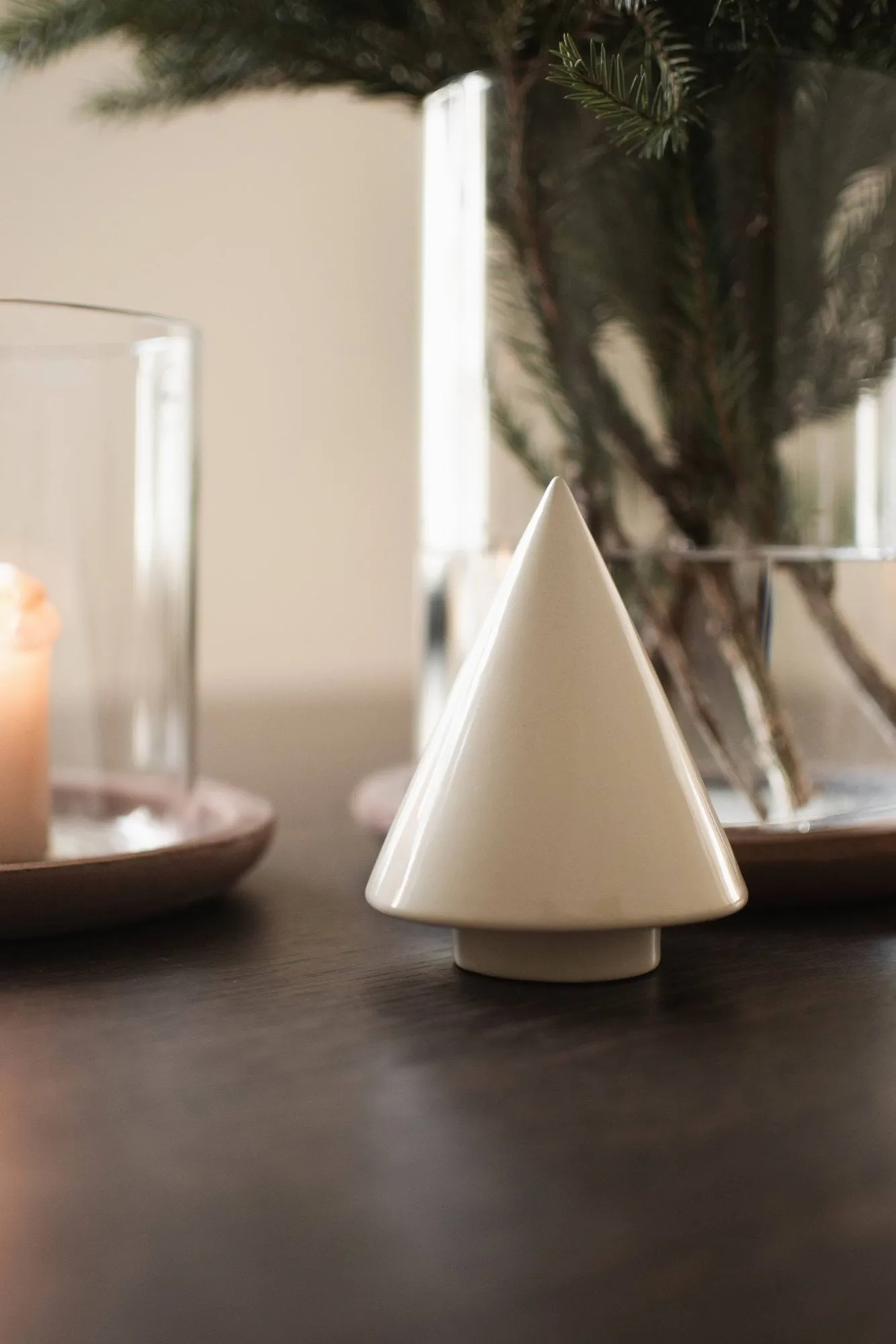 Peak boom decoratieobject, Shiny creme, Ø9 cm DBKD