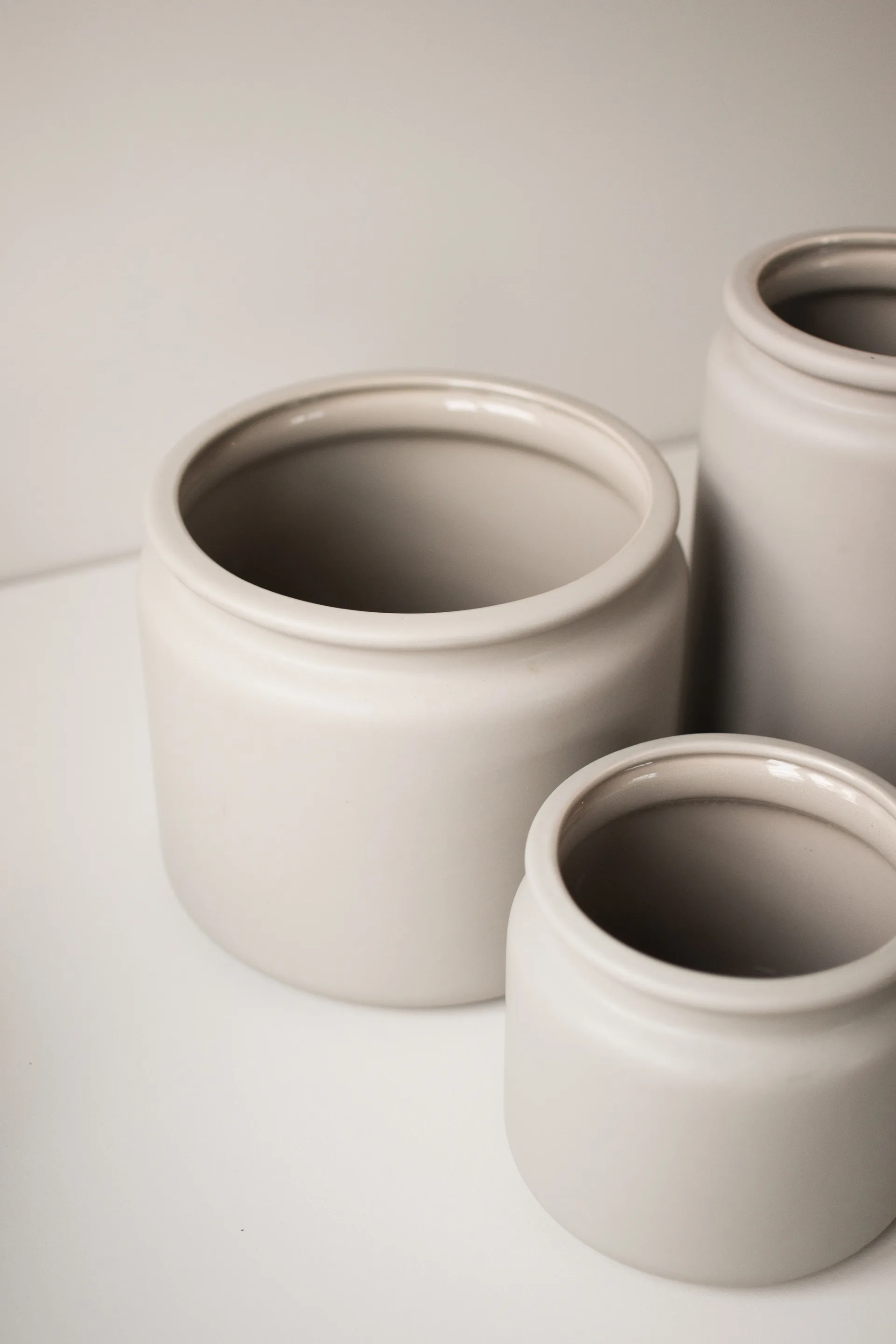 Pure bloempot mole (grijs), Middel - Ø 23 cm. DBKD