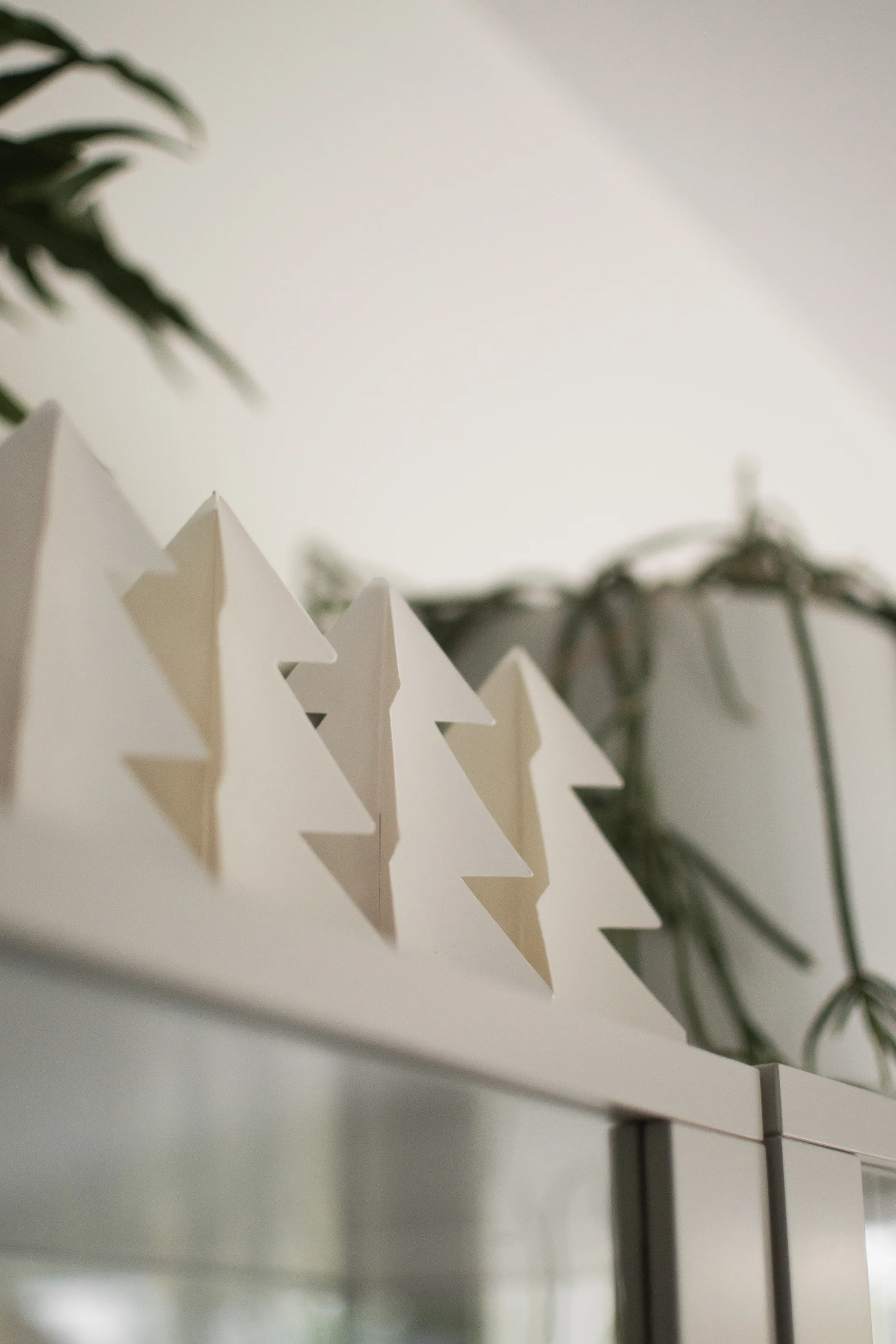 Tree in a row decoratie, Wit, 7x60 cm DBKD