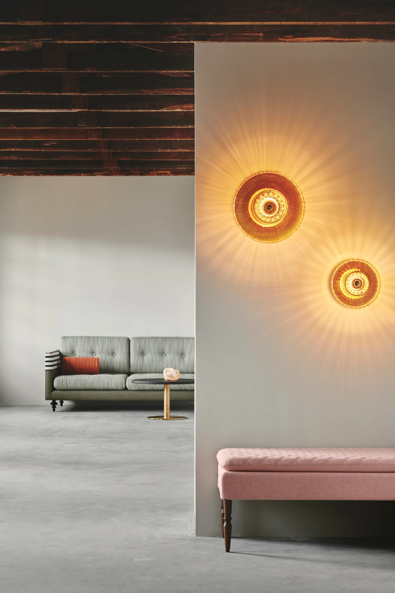 New Wave Optiv wandlamp XL, Amber Design By Us