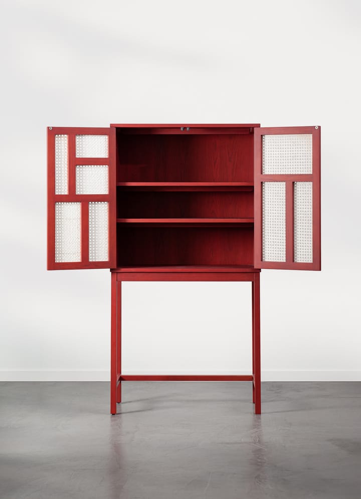 Air vitrinekast, Rood Design House Stockholm