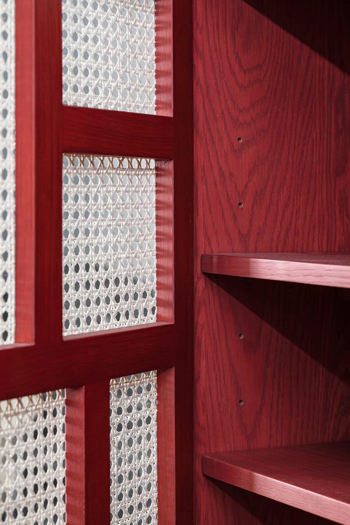 Air vitrinekast, Rood Design House Stockholm