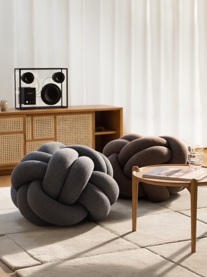 Knot kussen M, Grey Design House Stockholm