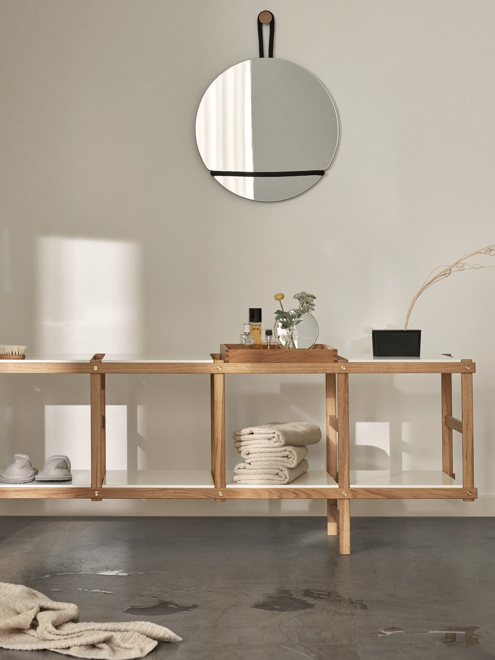Lasso spiegel rond, Helder-zwart Design House Stockholm