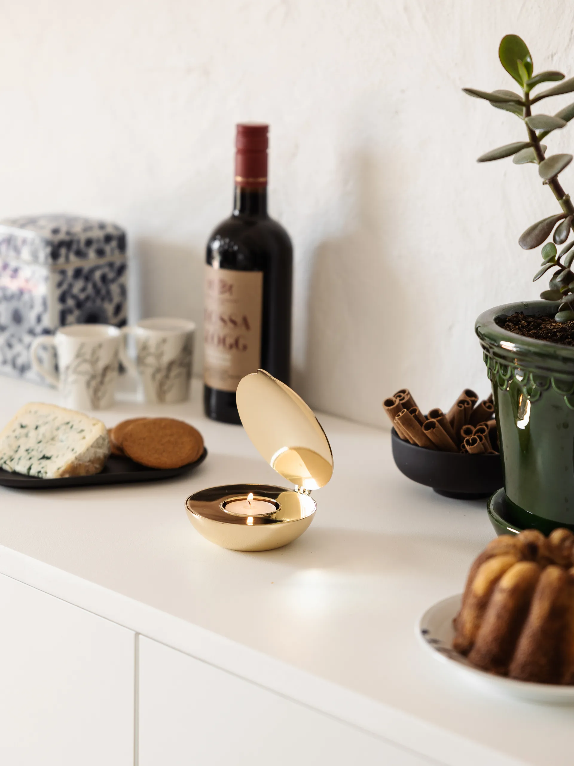 Shell theelichthouder, messing Design House Stockholm