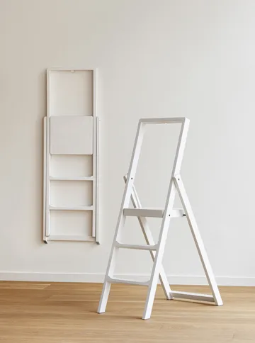 Step ladder - Wit gebeitst - Design House Stockholm