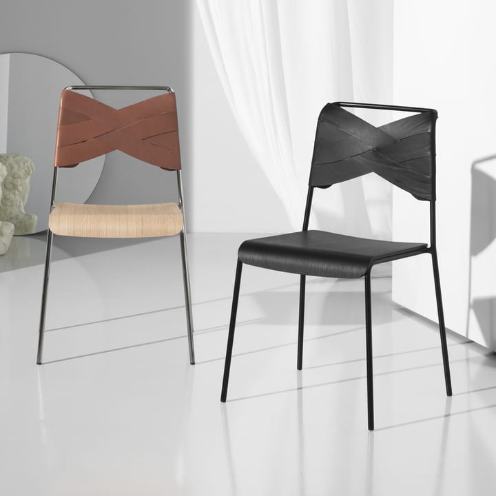 Torso Stoel, eikenhout, natuurkleurig leer, verchroomde poten Design House Stockholm