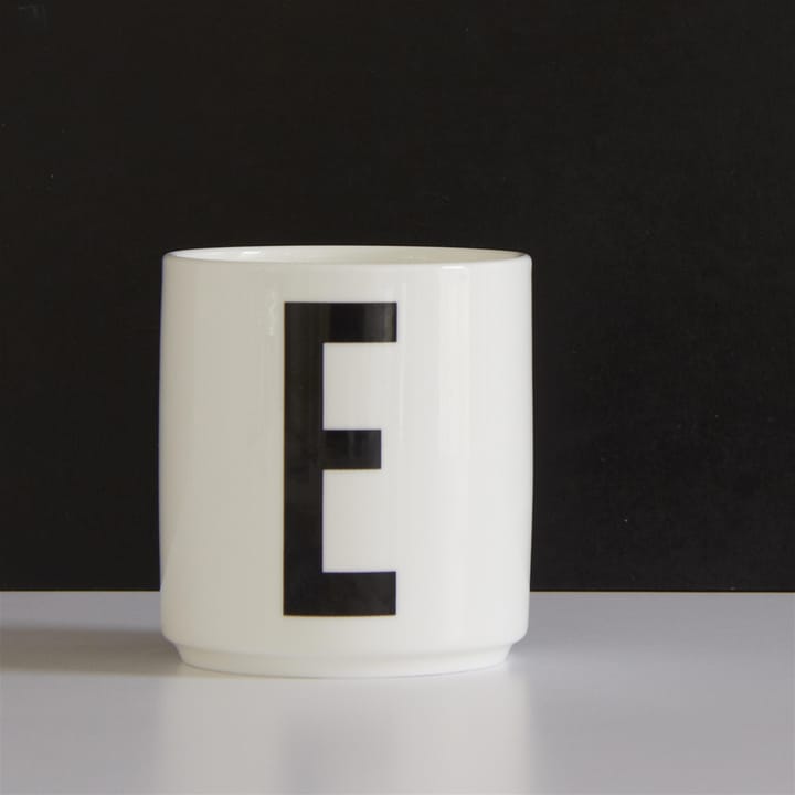 Design Letters beker, E Design Letters