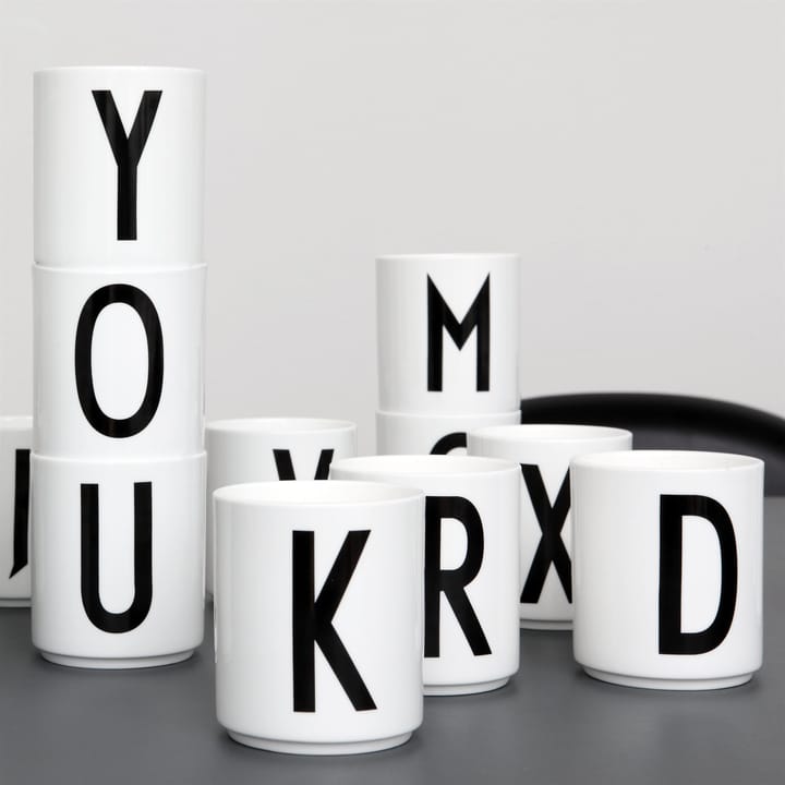 Design Letters beker, R Design Letters
