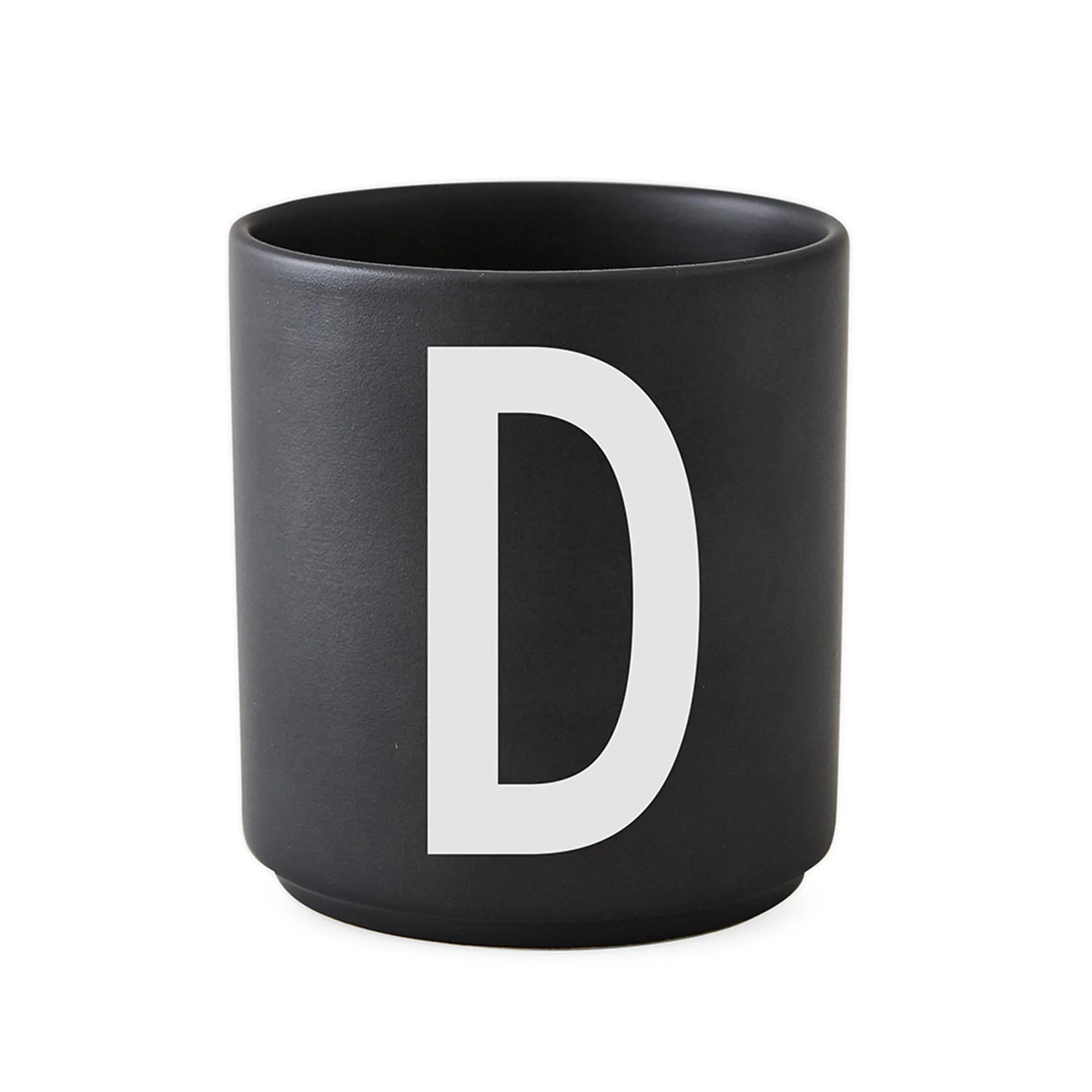 Design Letters beker zwart, D Design Letters