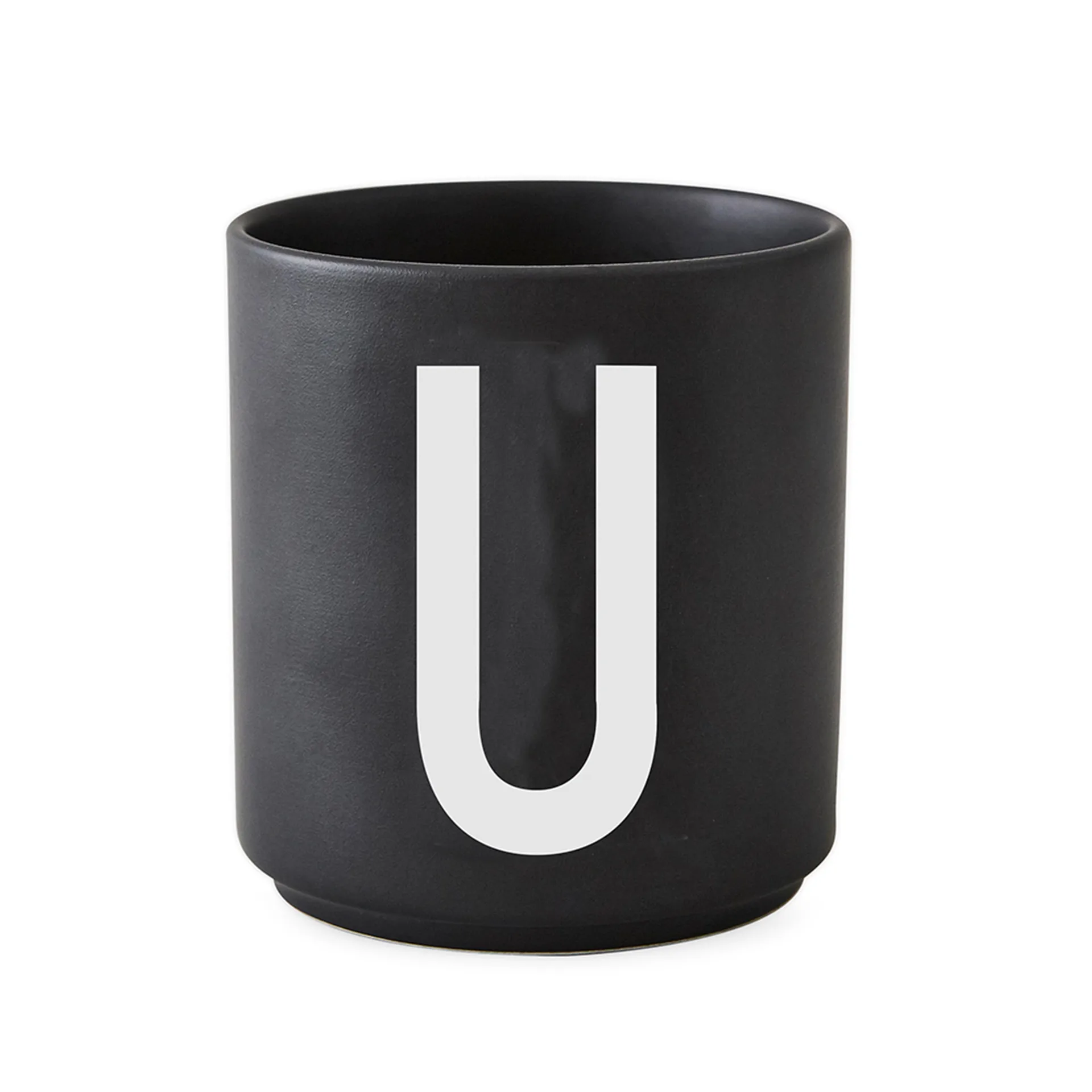 Design Letters beker zwart, U Design Letters