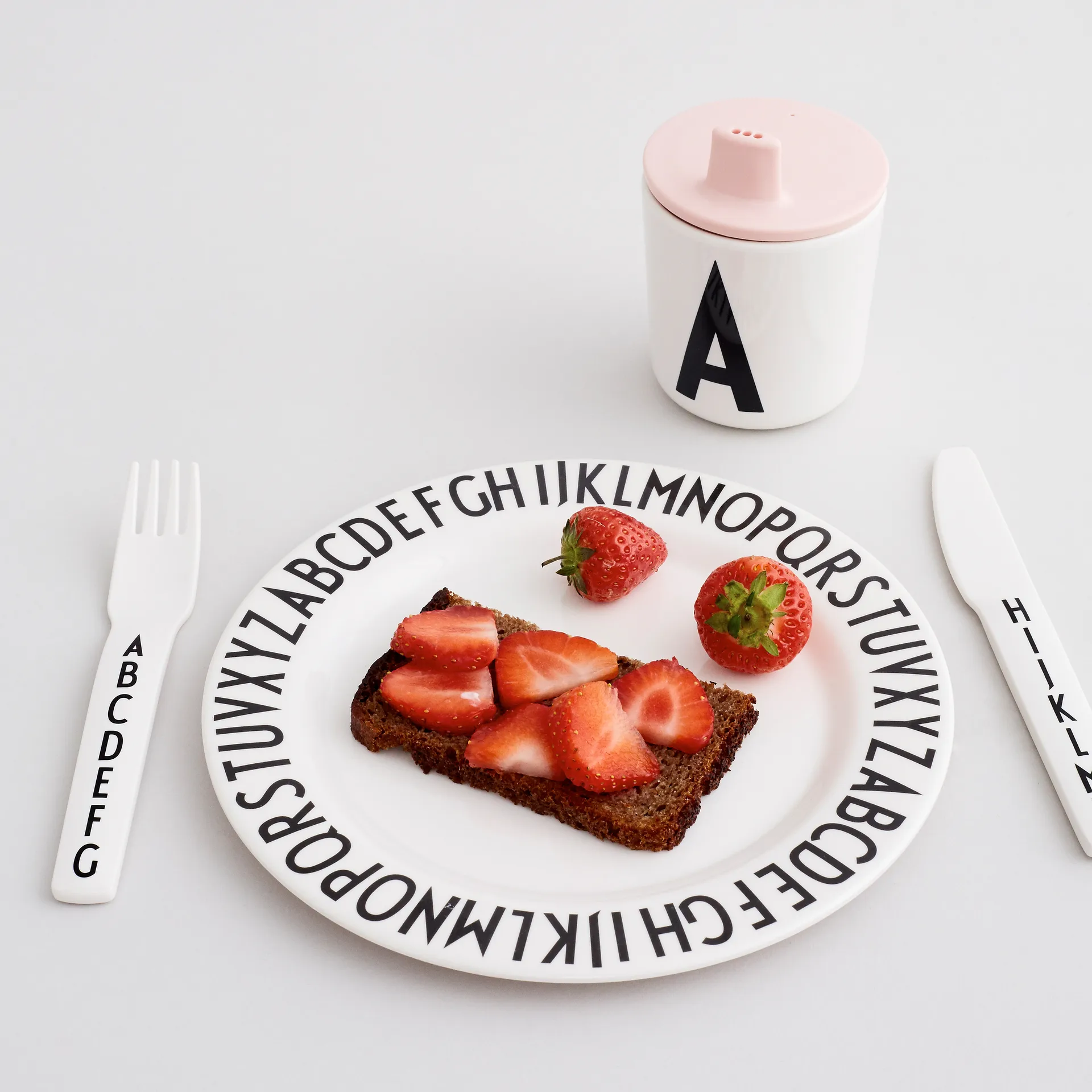 Design Letters drinktuit/deksel voor melamine beker, Nude Design Letters