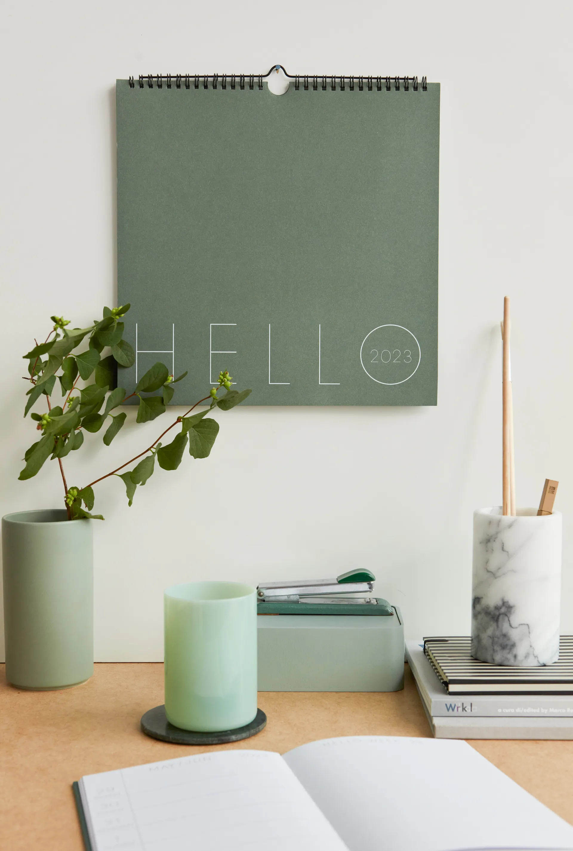 Design Letters favoriete glas 35 cl, Milky green Design Letters