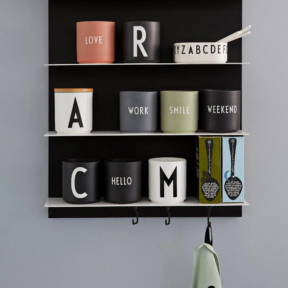 Design Letters favoriete mok 25 cl, Hello-black Design Letters
