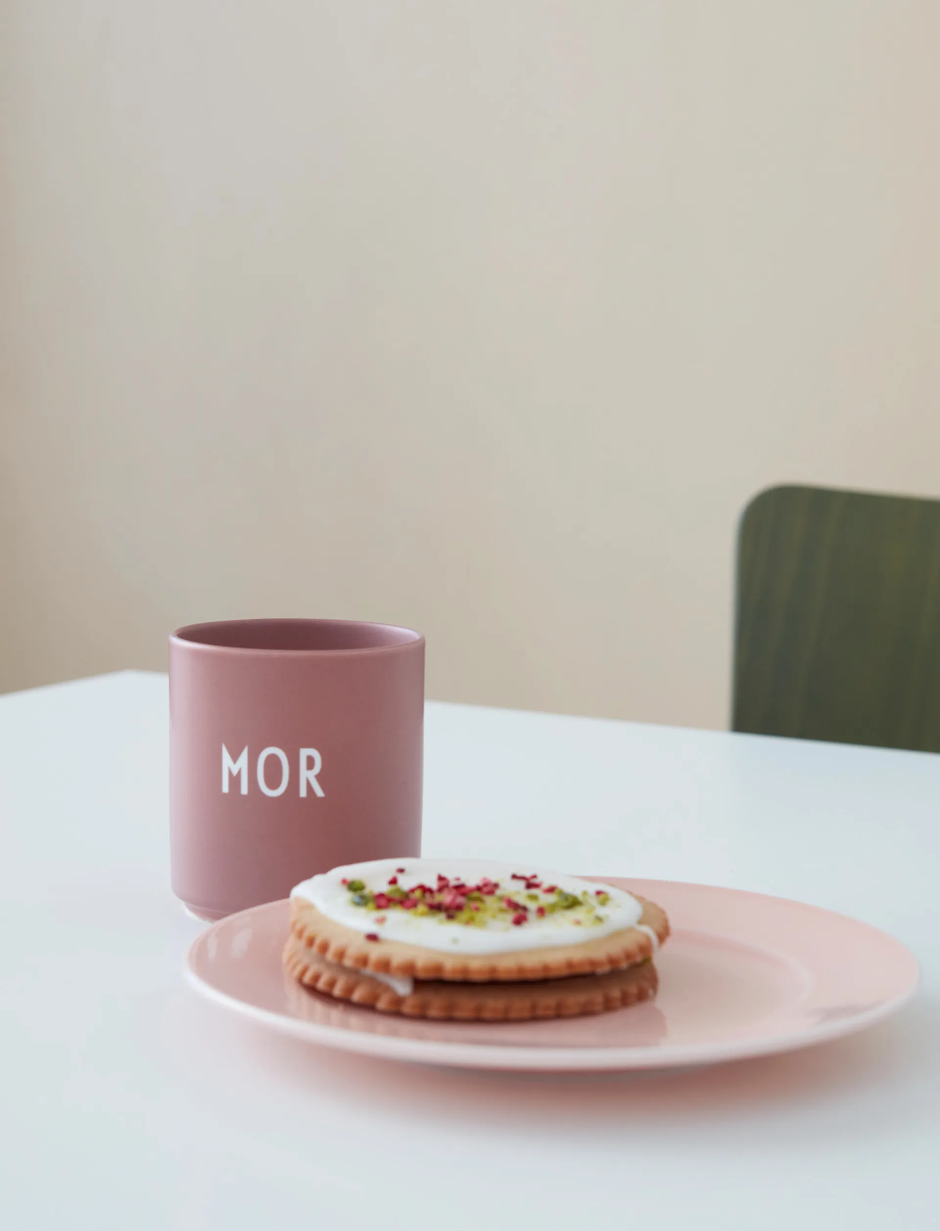 Design Letters favoriete mok 25 cl, Mor-ash rose Design Letters