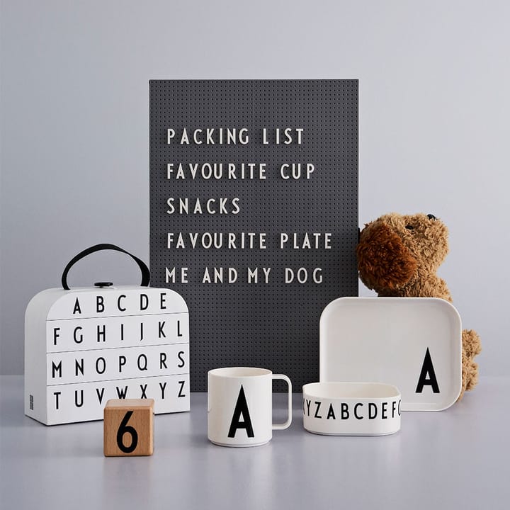 Design Letters kinderservies set, T Design Letters