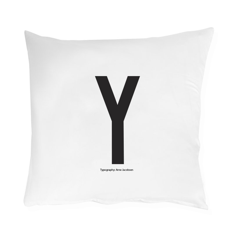 Design Letters kussenhoes 60 x 50 cm. Y | Scandinavisch Interieur | Kussenslopen | Zwart