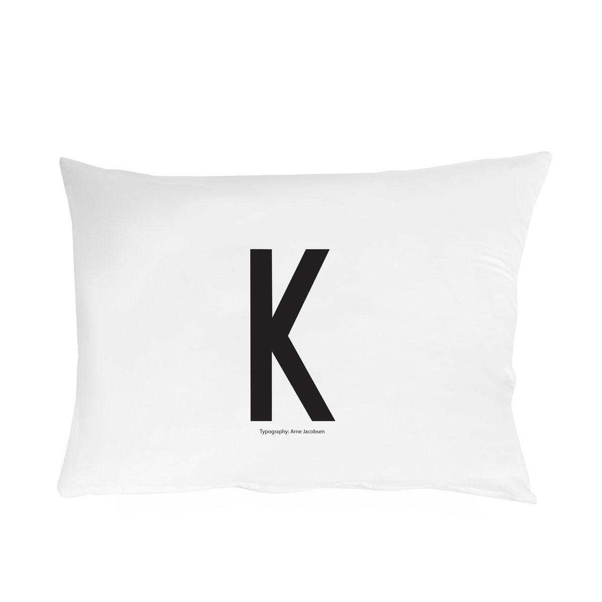 Design Letters kussenhoes 70 x 50 cm. K | Scandinavisch Interieur | Kussenslopen | Wit