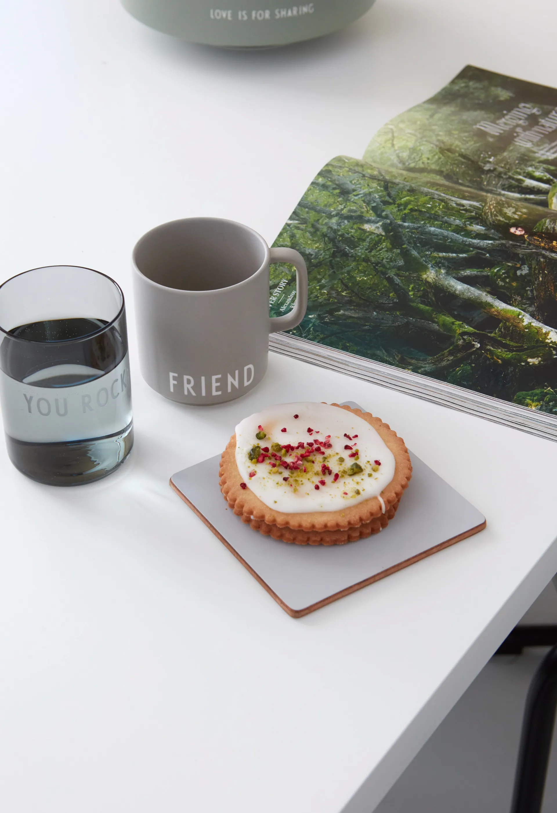 Design Letters lievelingsbeker met oor 25 cl, Friend-grey Design Letters