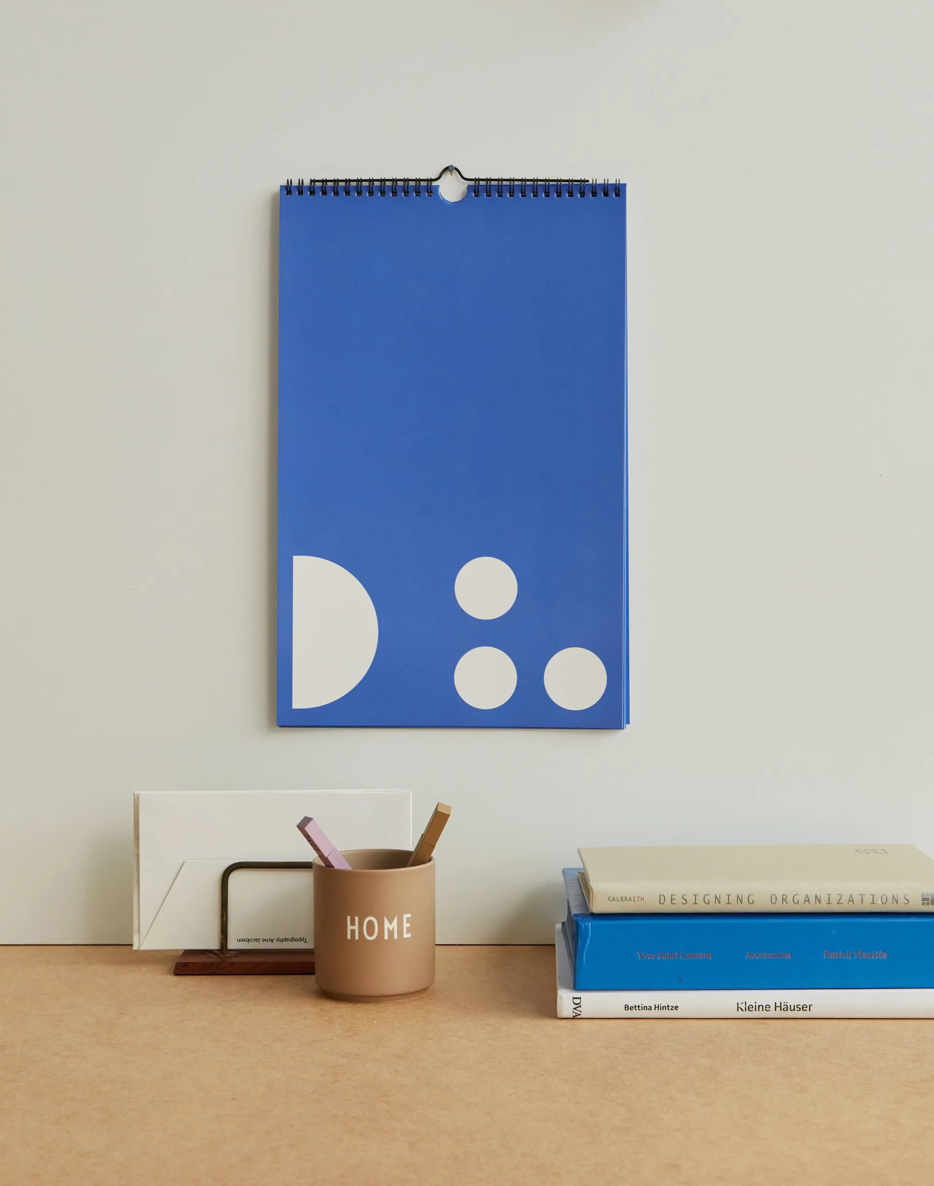 Design Letters maandplanner, Cobalt blue Design Letters